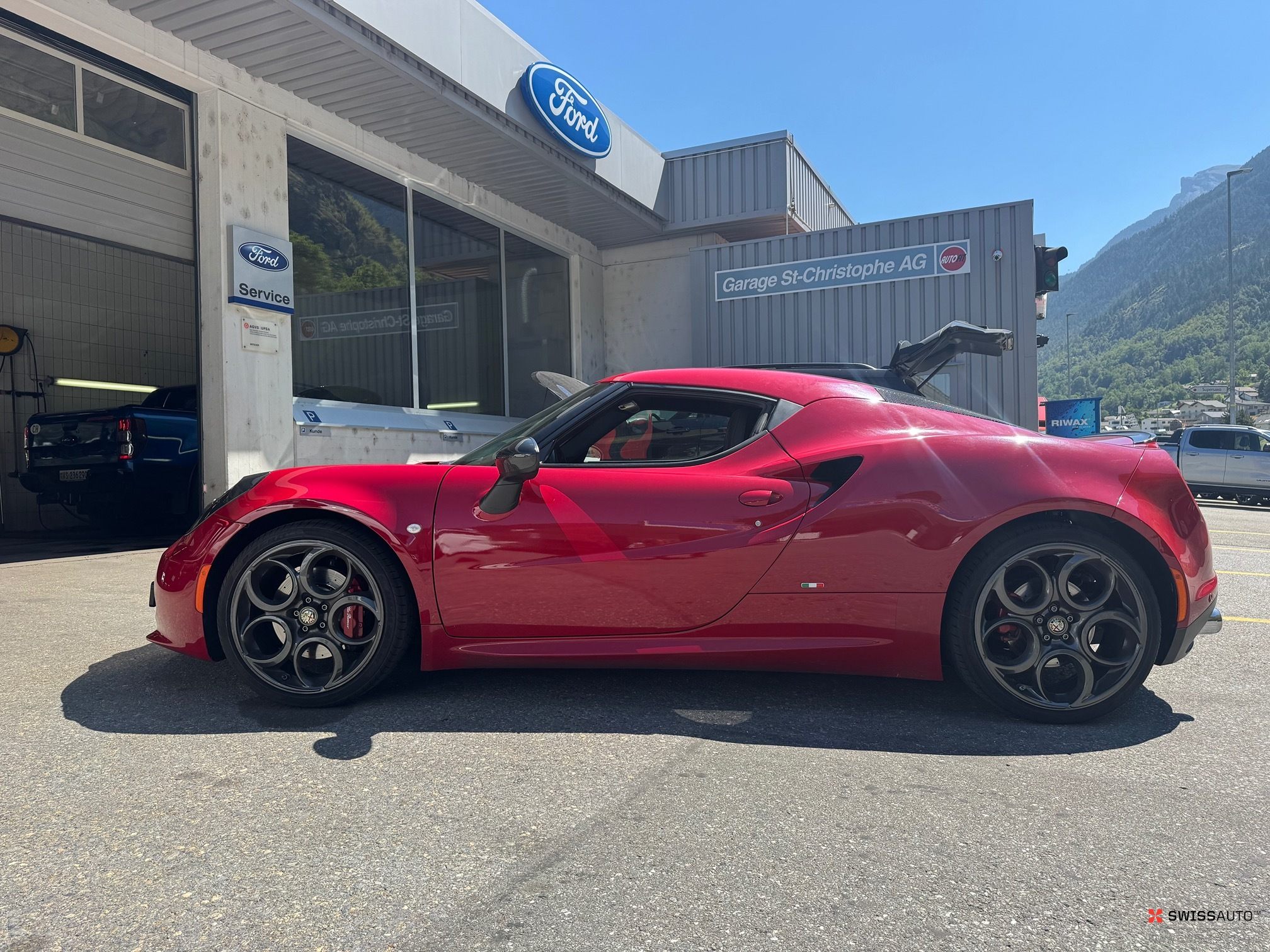 Auction Image