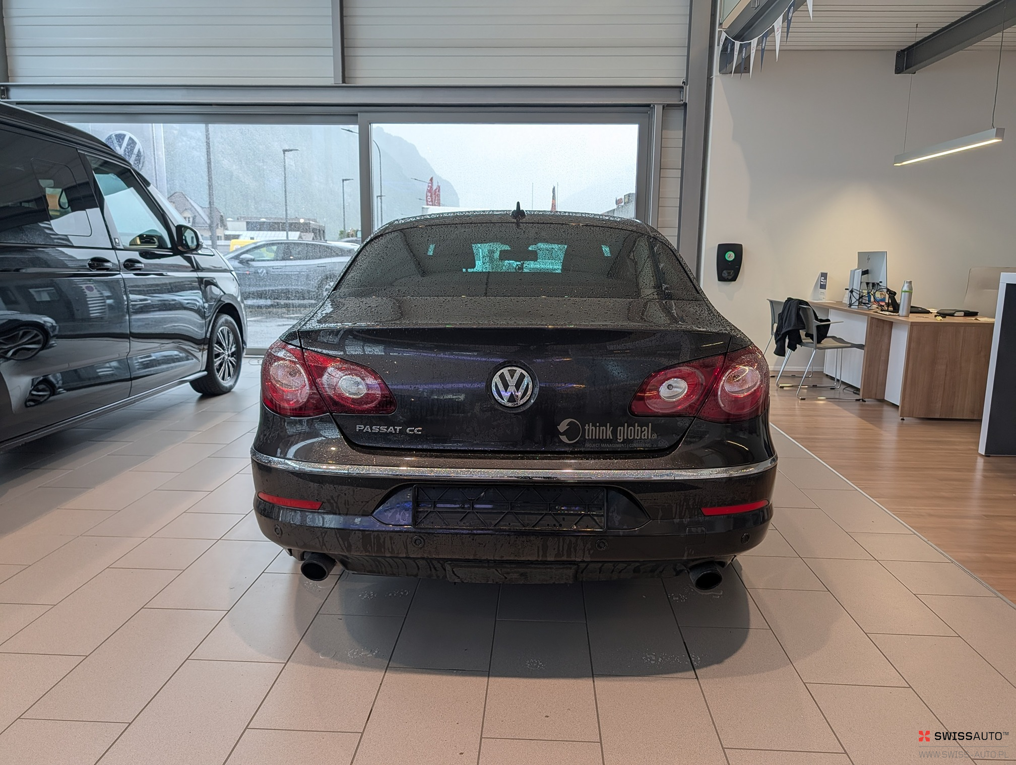 Auction Image