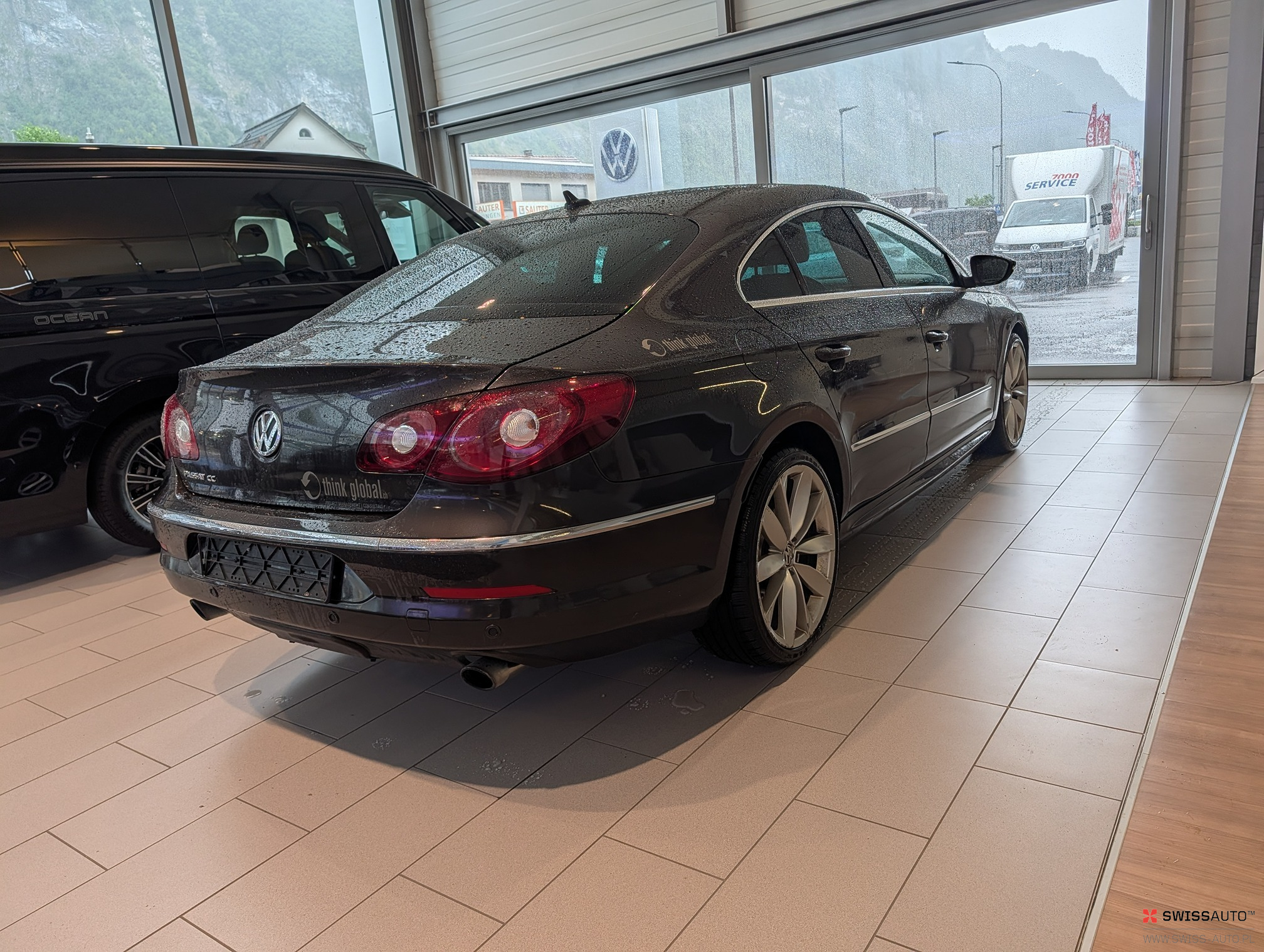 Auction Image