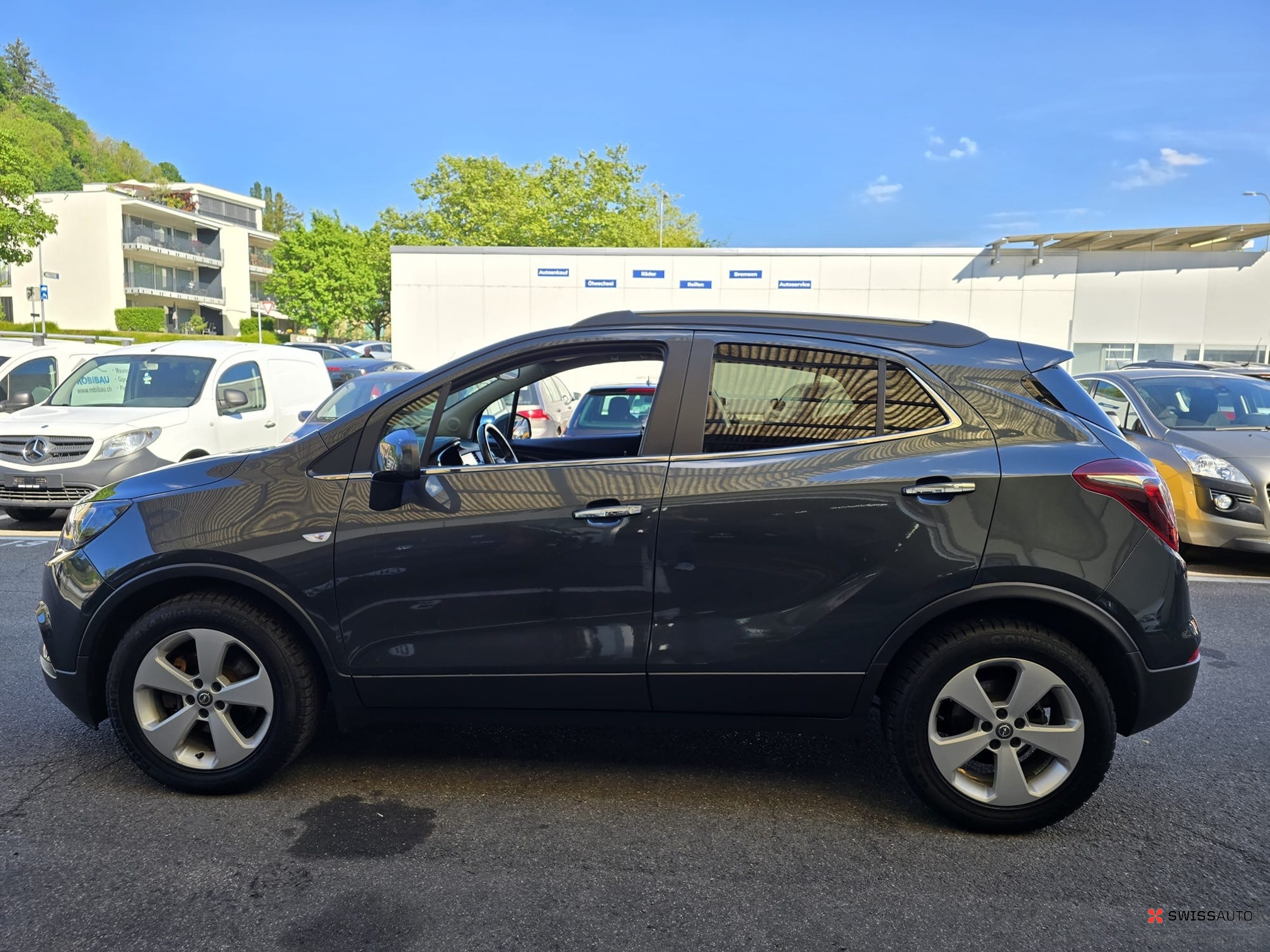 Auction Image