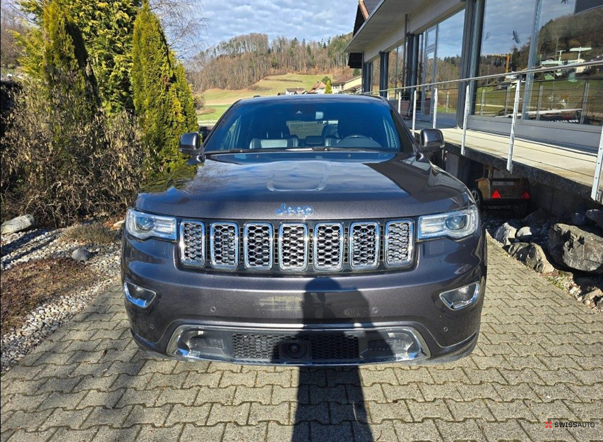 Auction Image
