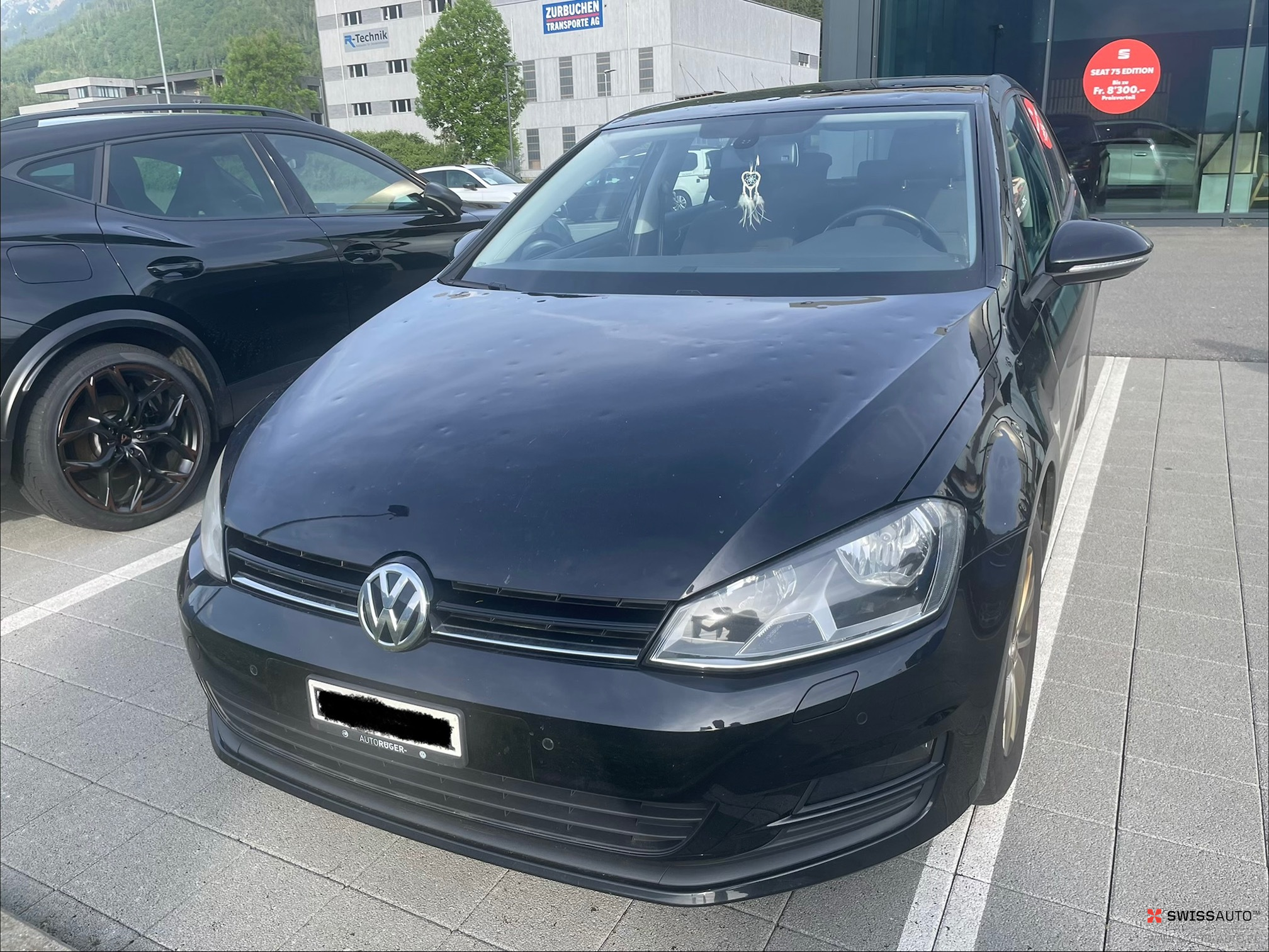 Auction Image