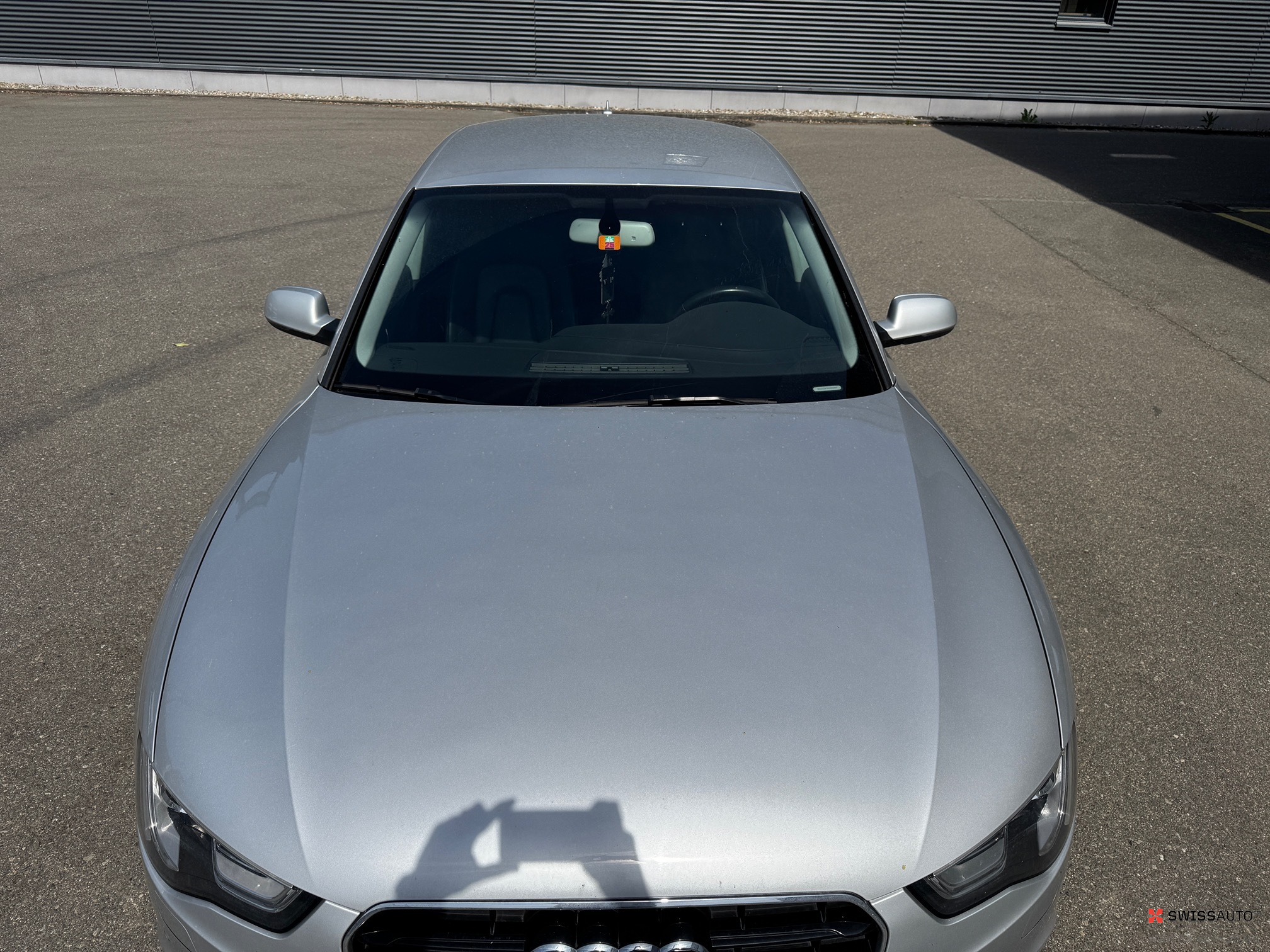 Auction Image