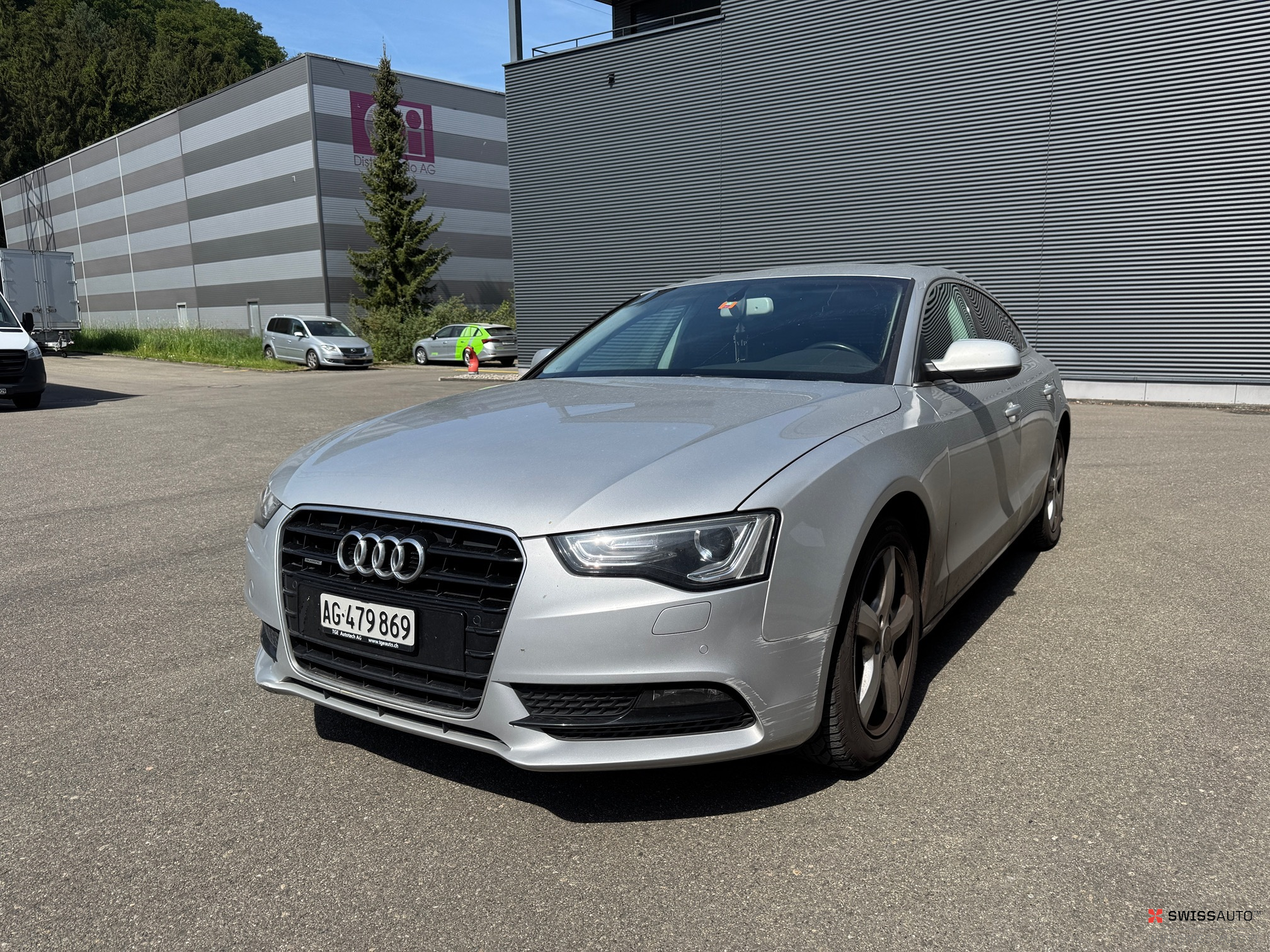 Auction Image