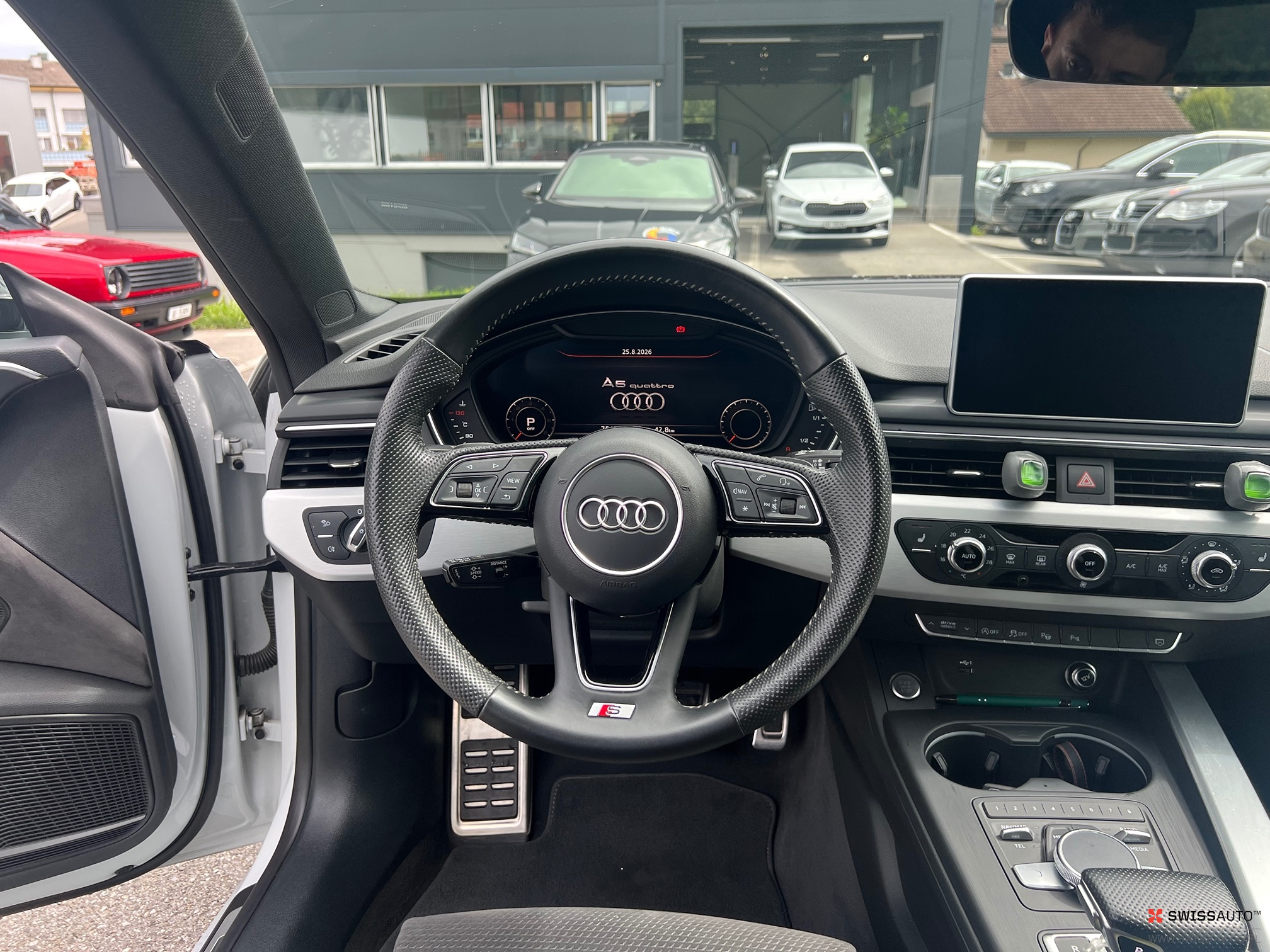 Auction Image