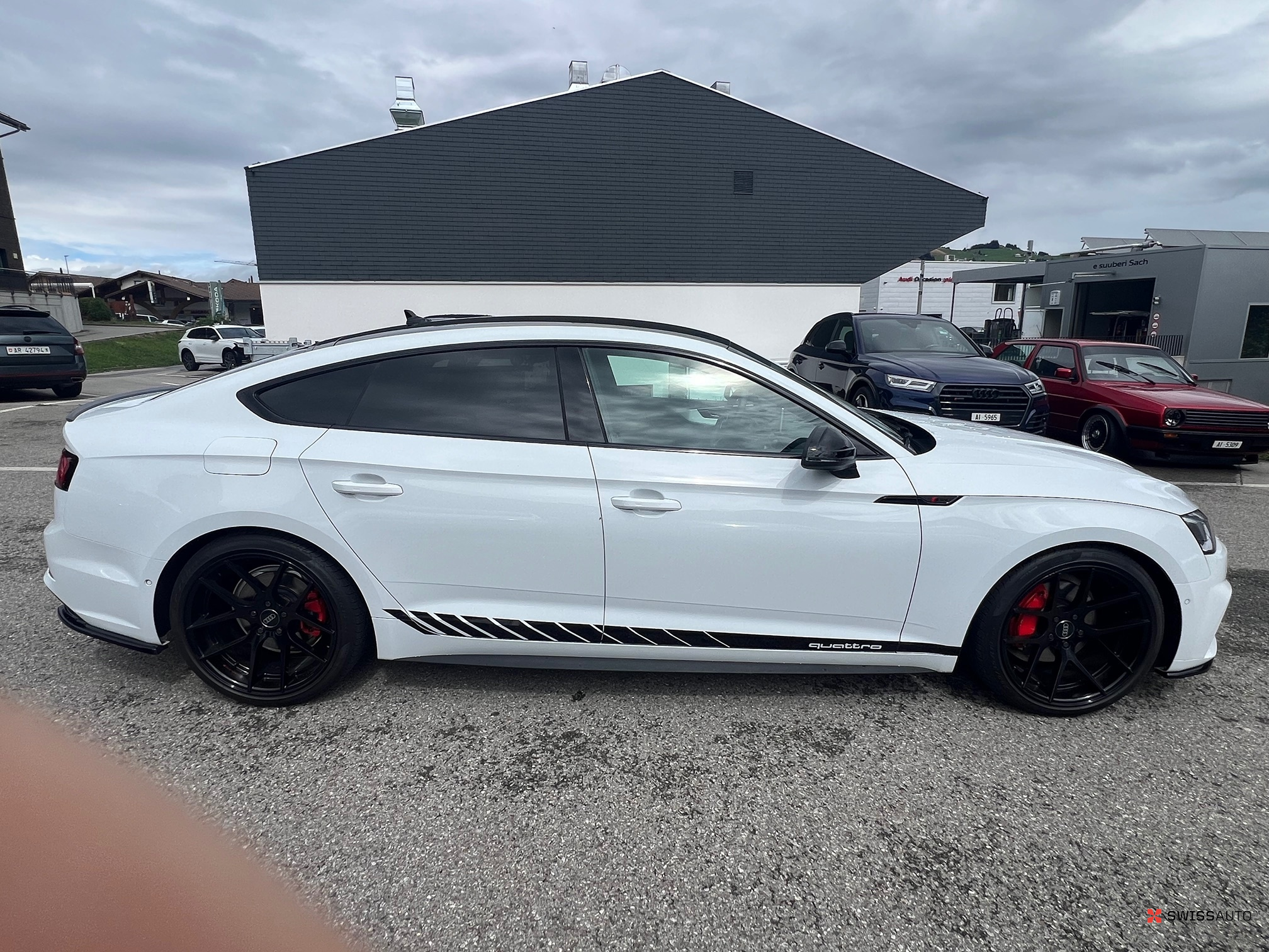 Auction Image