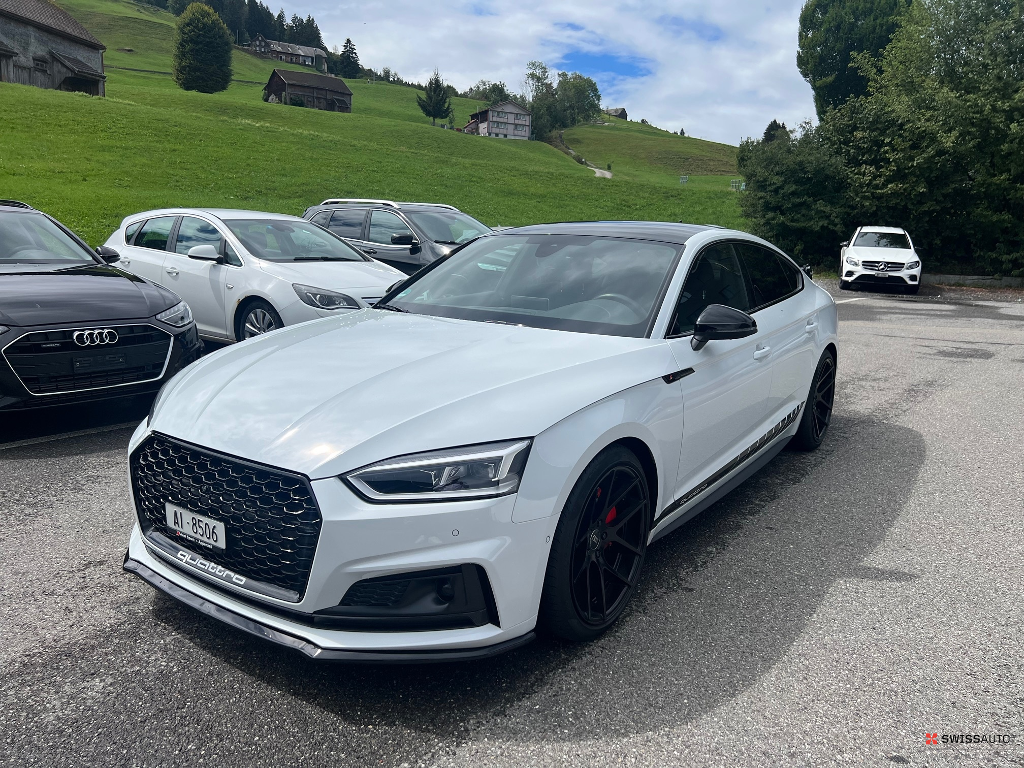 Auction Image