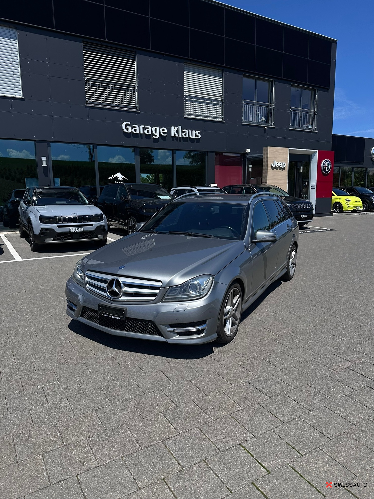 Auction Image