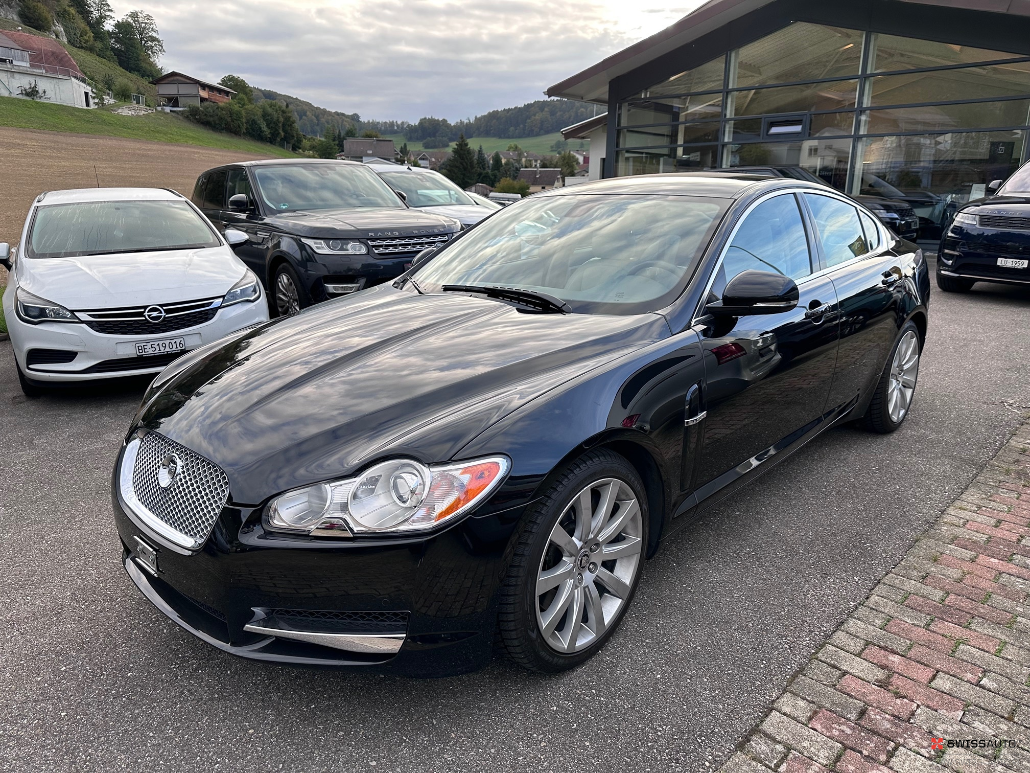 Auction Image