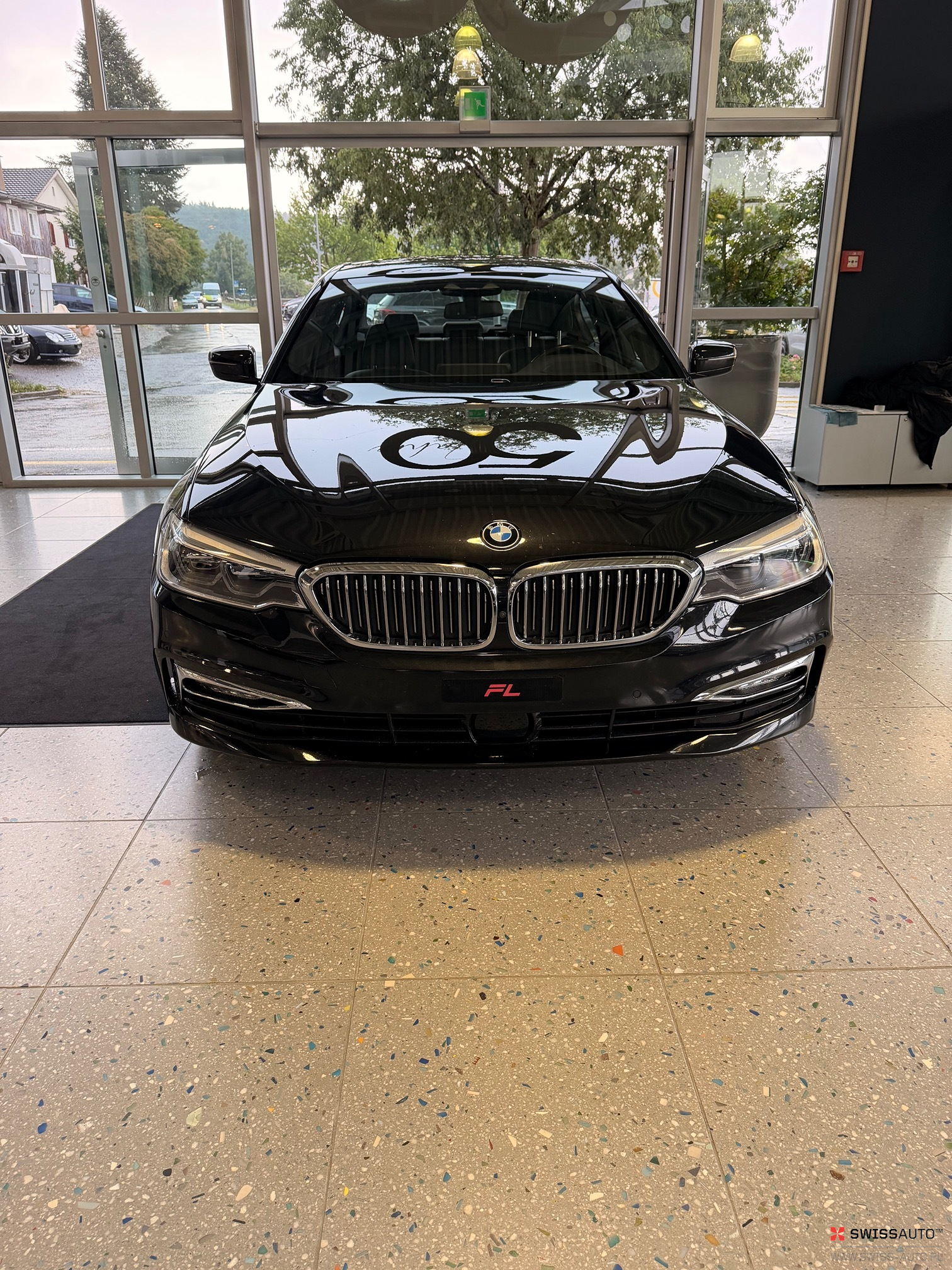 Auction Image