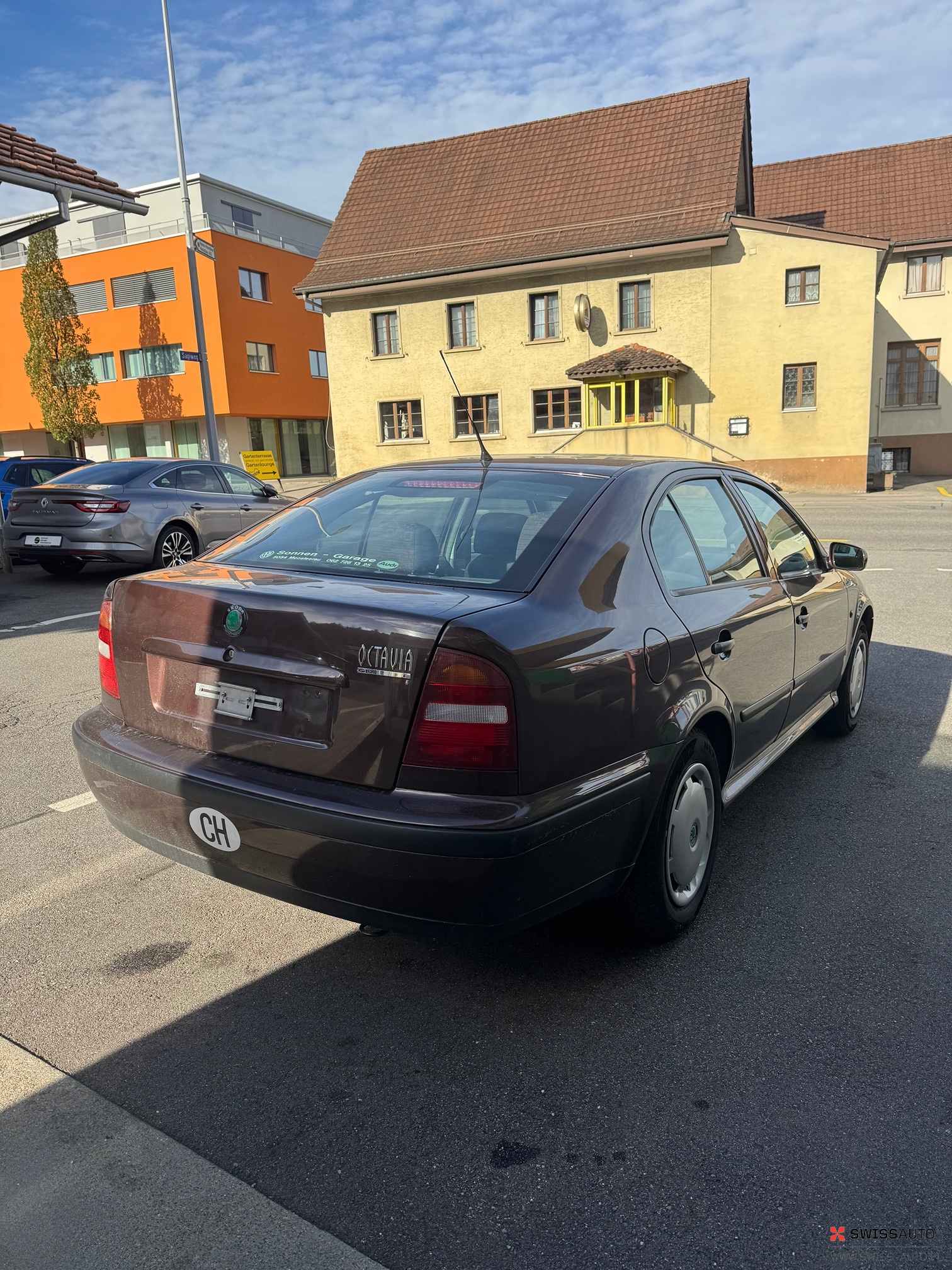 Auction Image