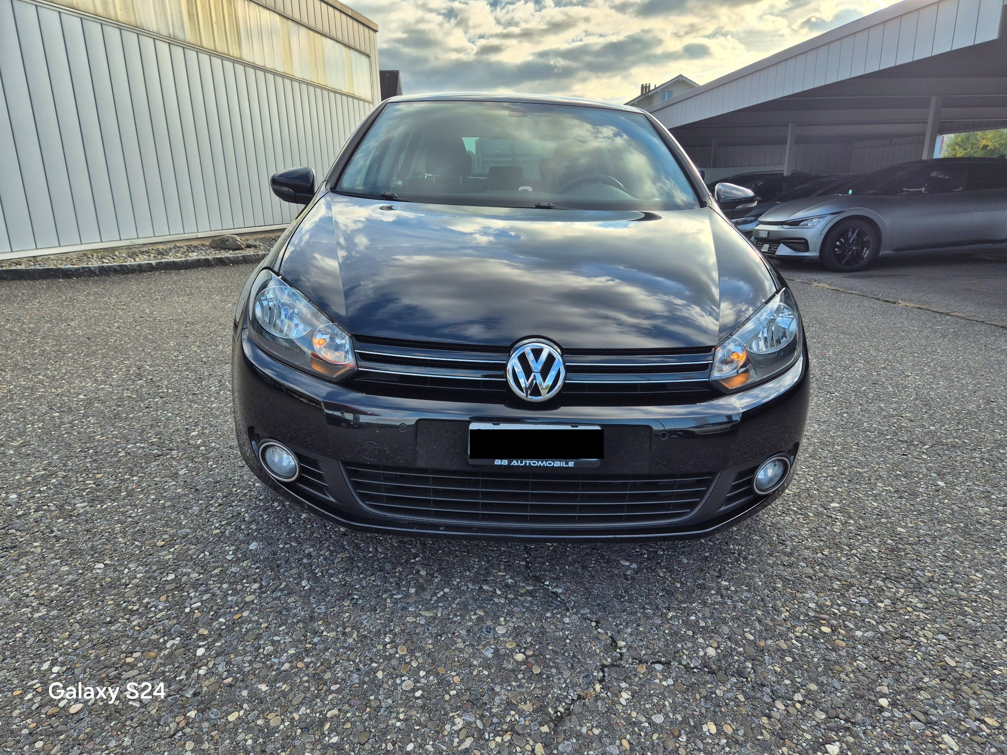 Auction Image