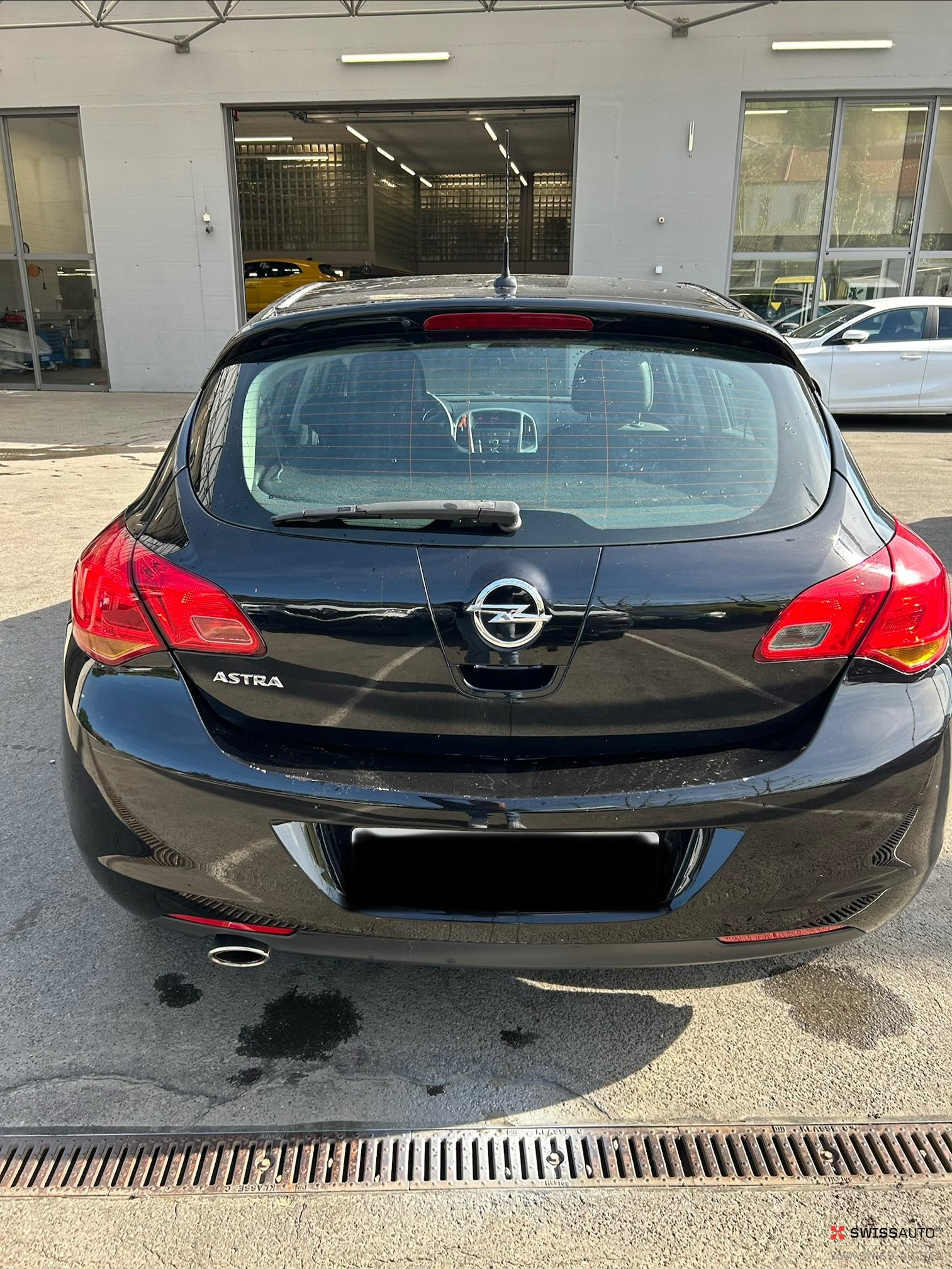 Auction Image