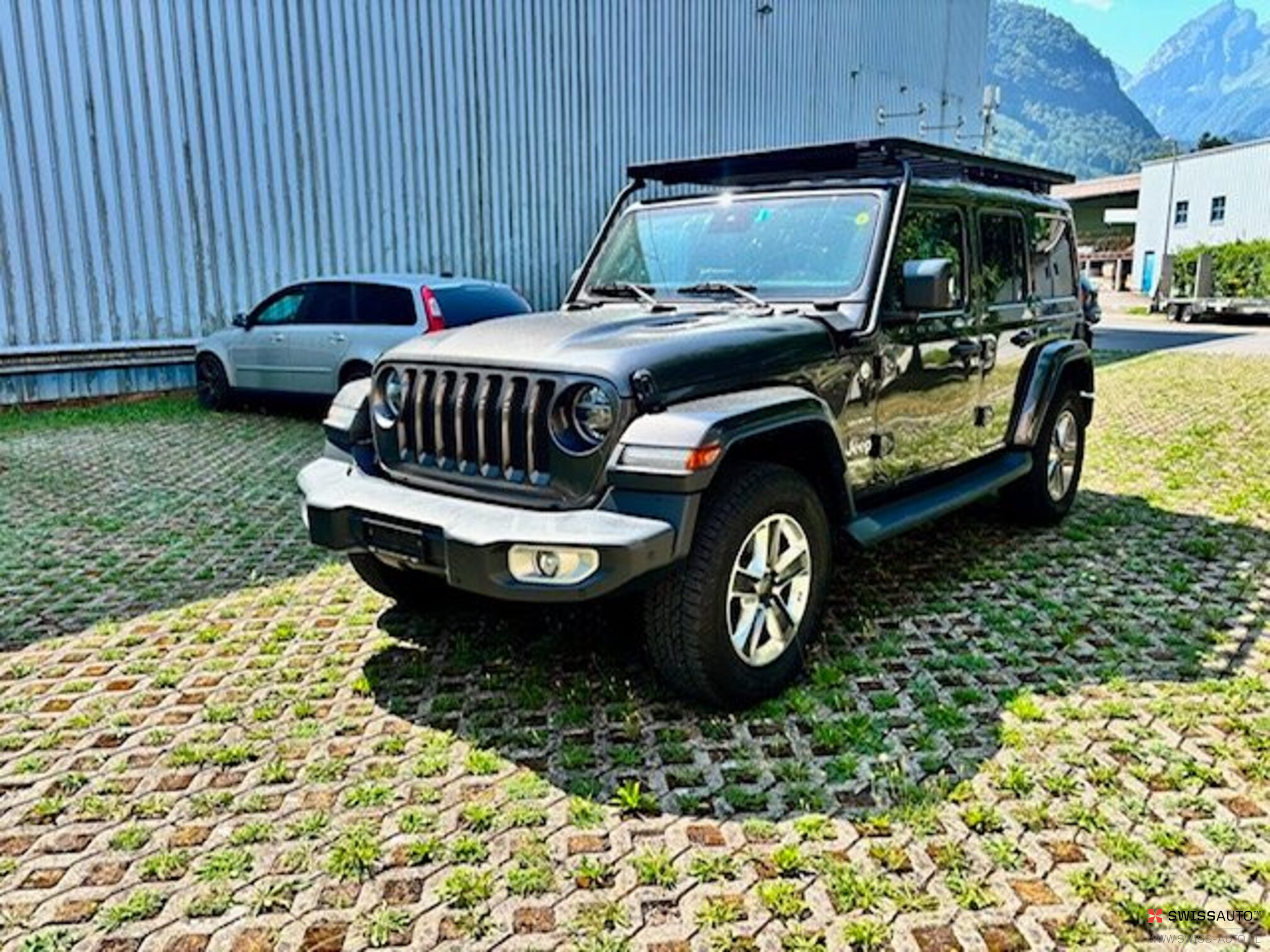 Auction Image