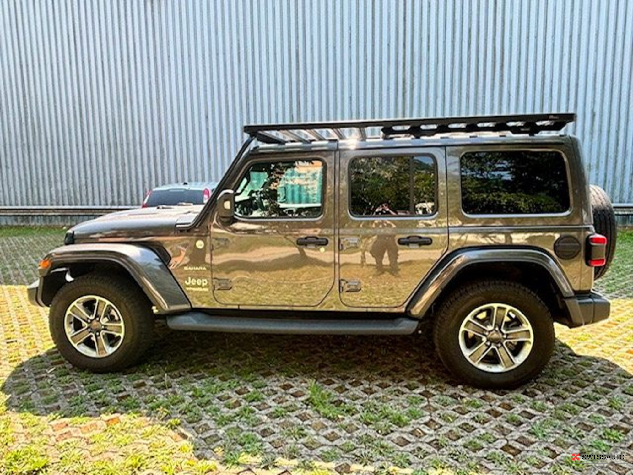 Auction Image