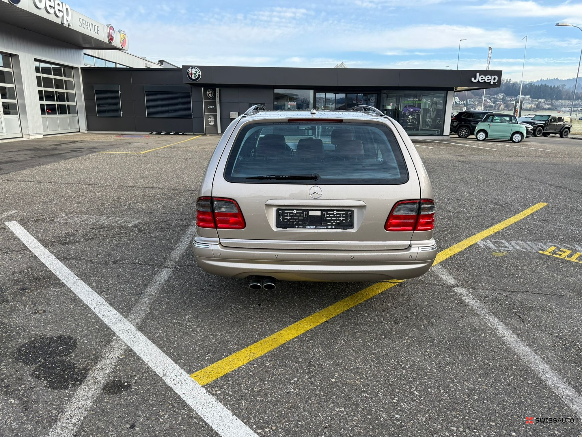Auction Image