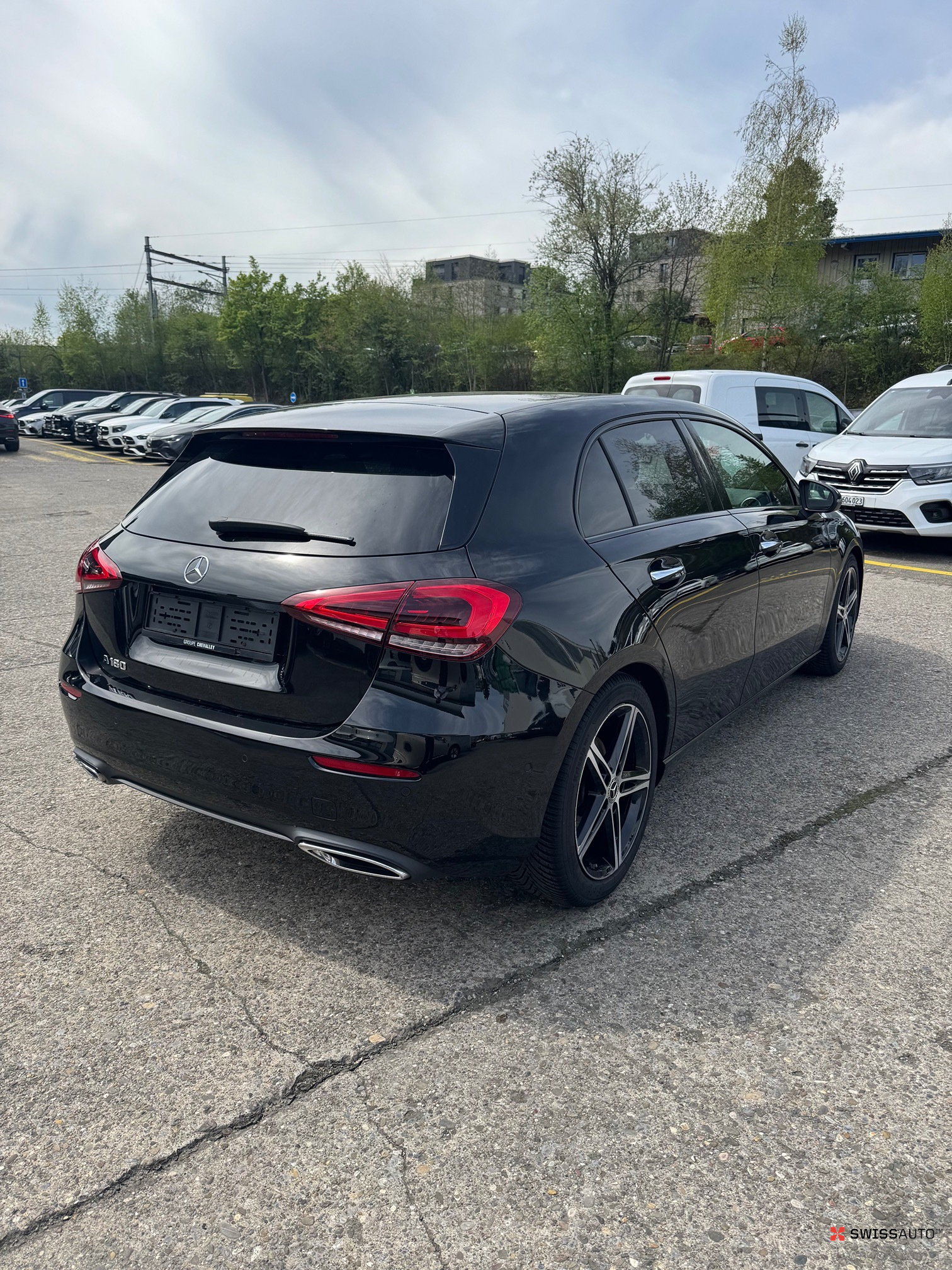 Auction Image