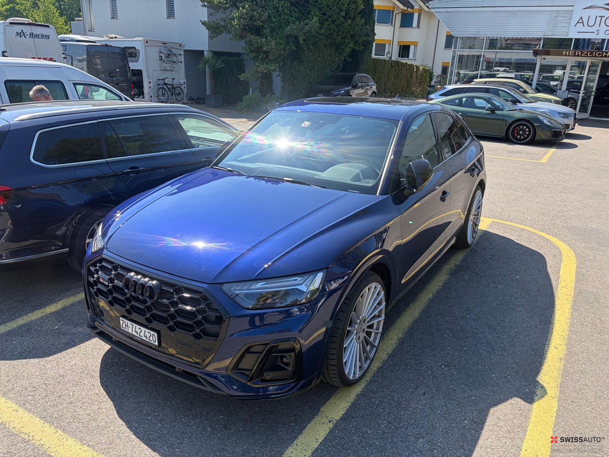 Auction Image