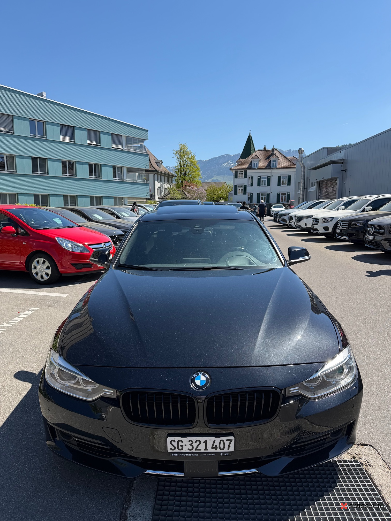 Auction Image