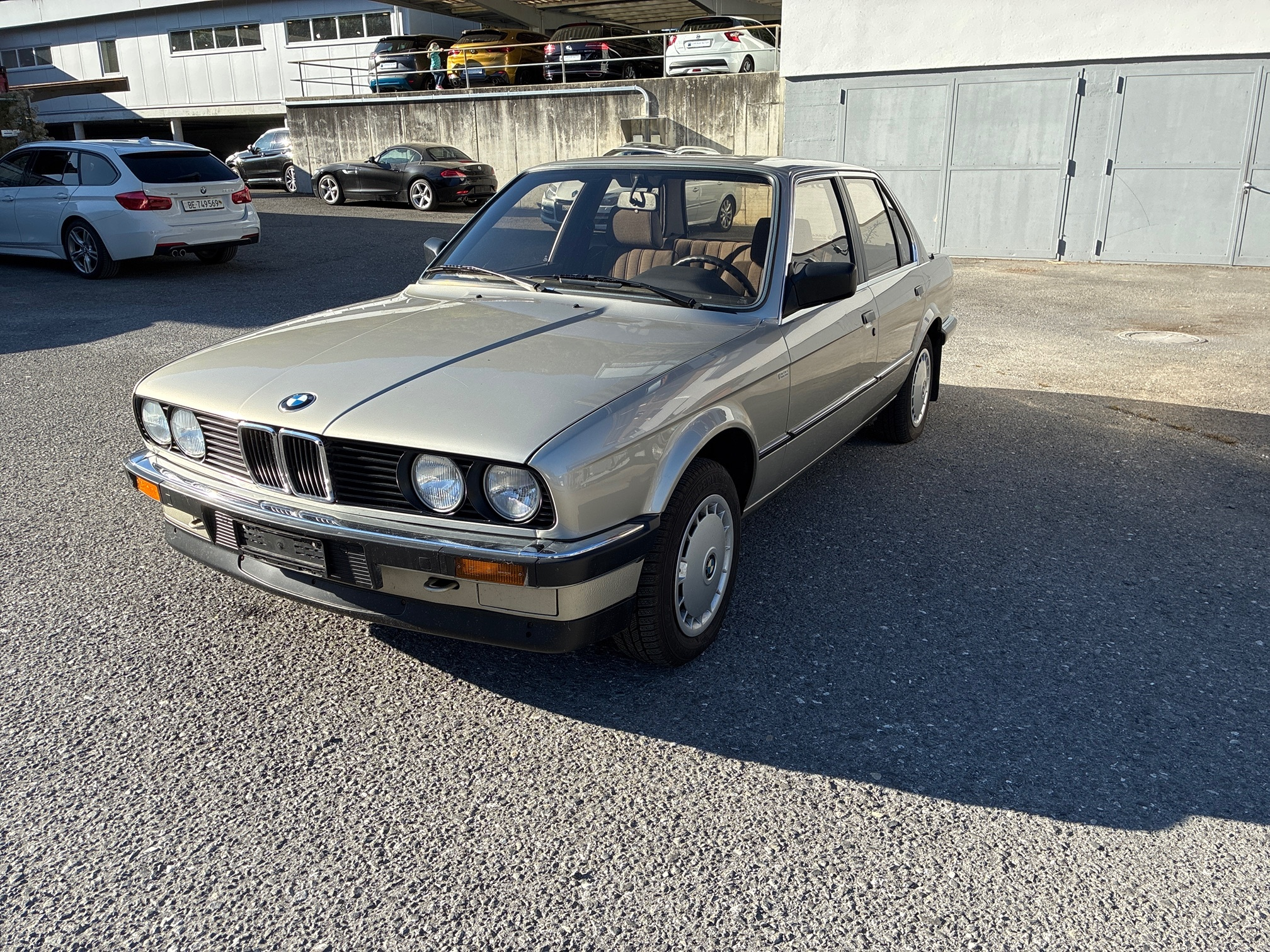 Auction Image