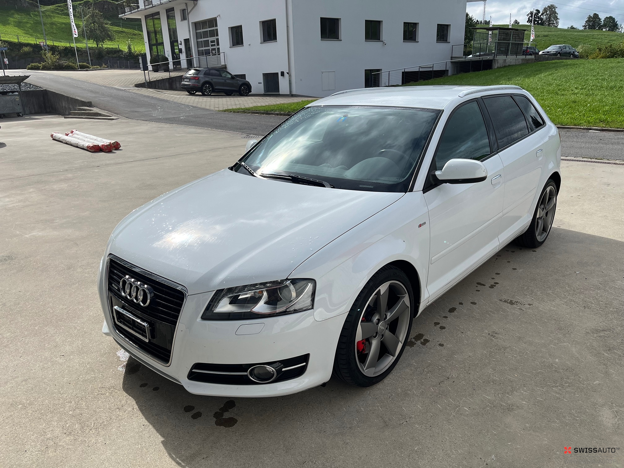 Auction Image
