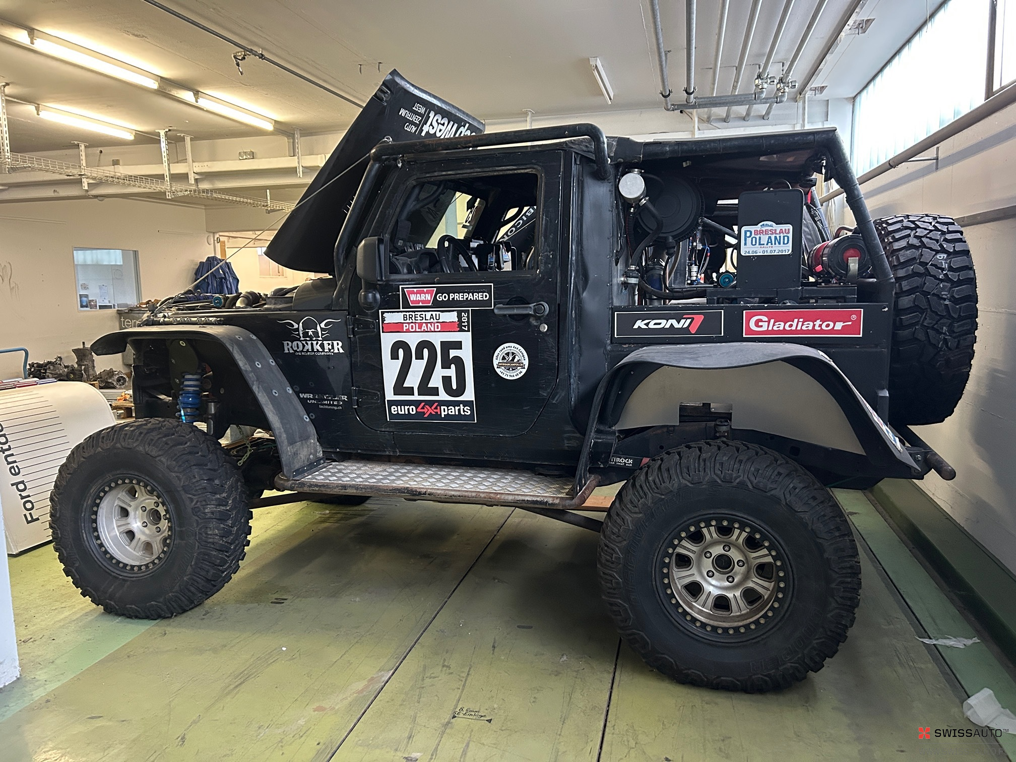 Auction Image