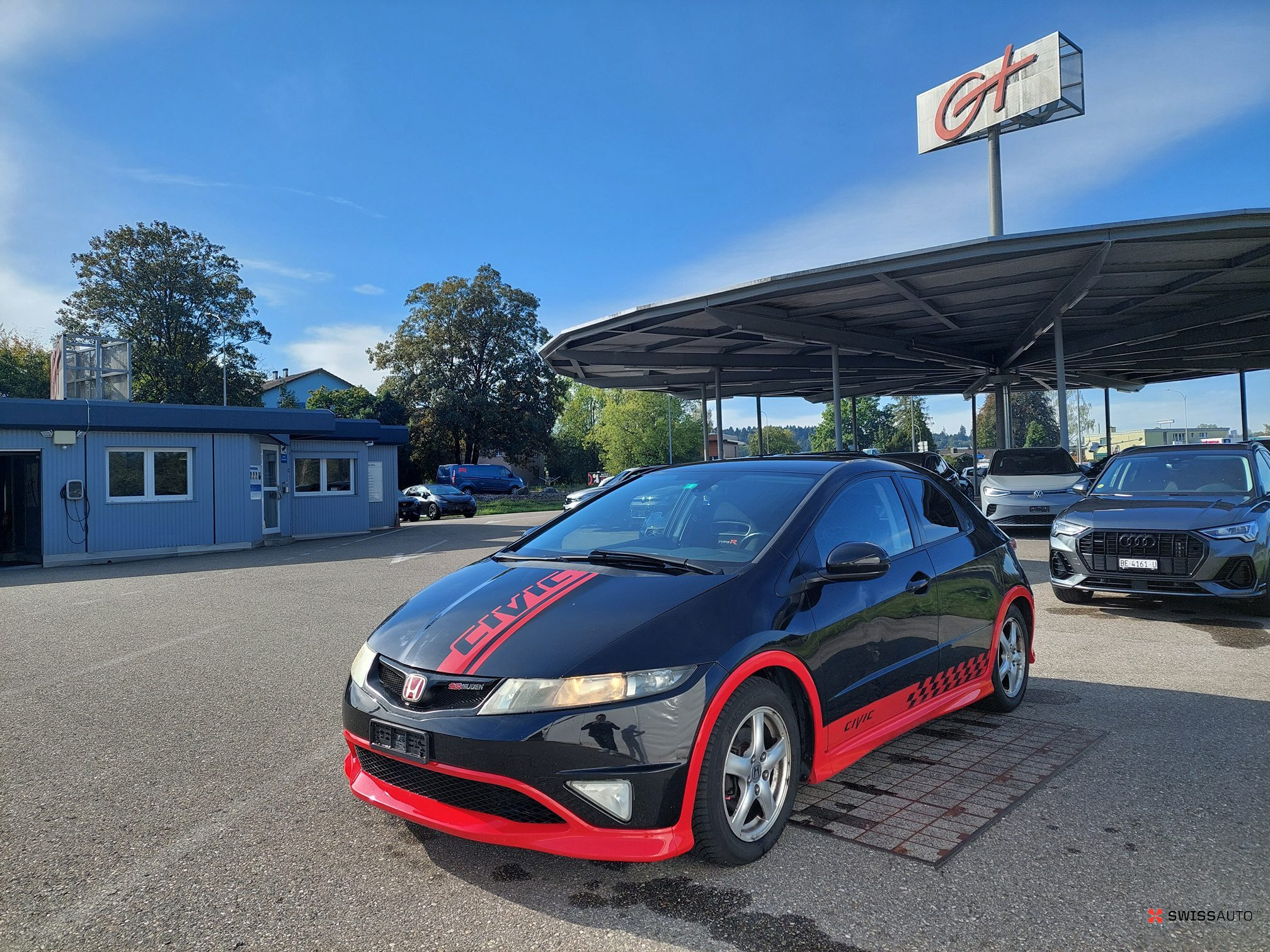 Auction Image