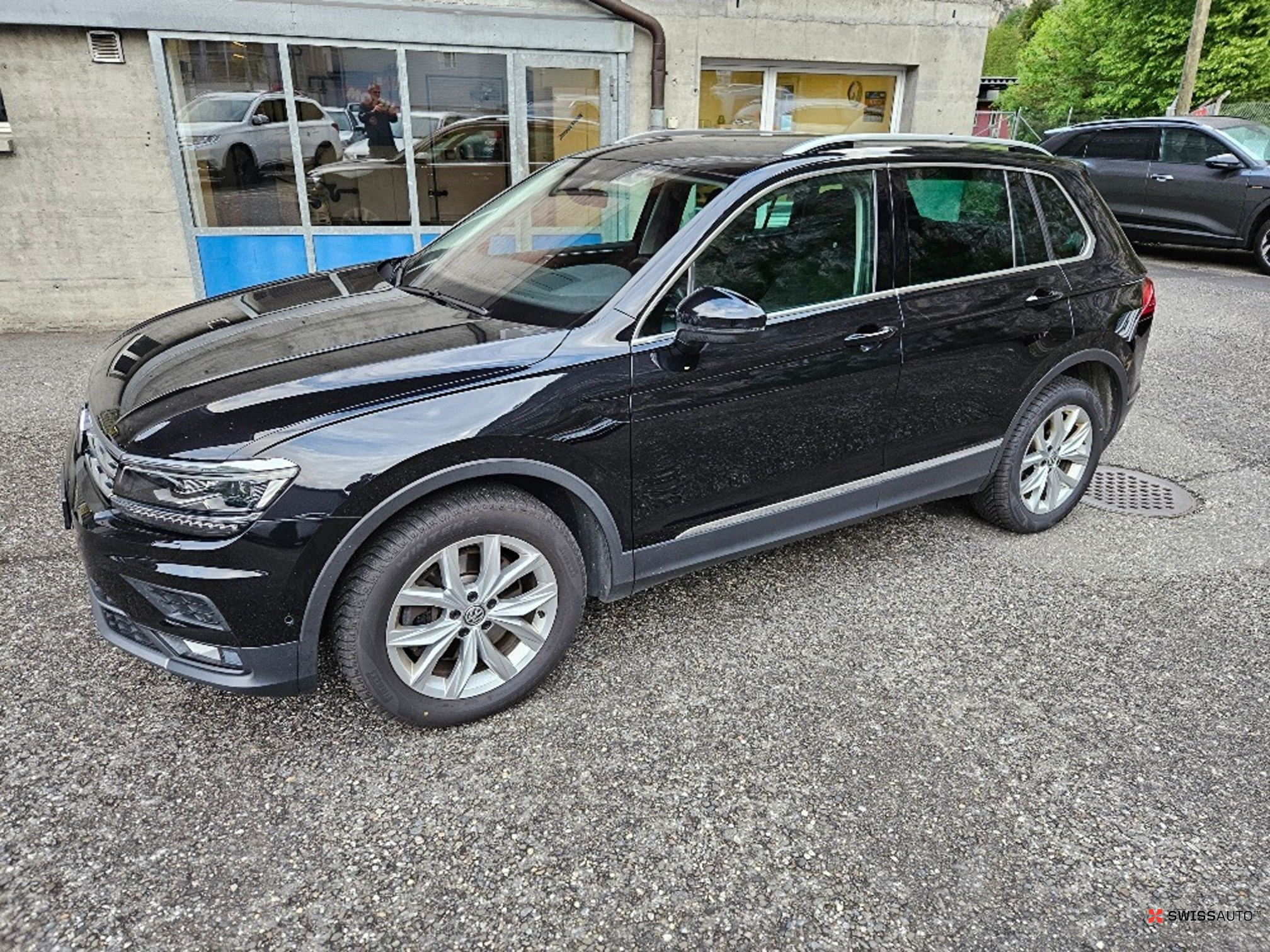 Auction Image