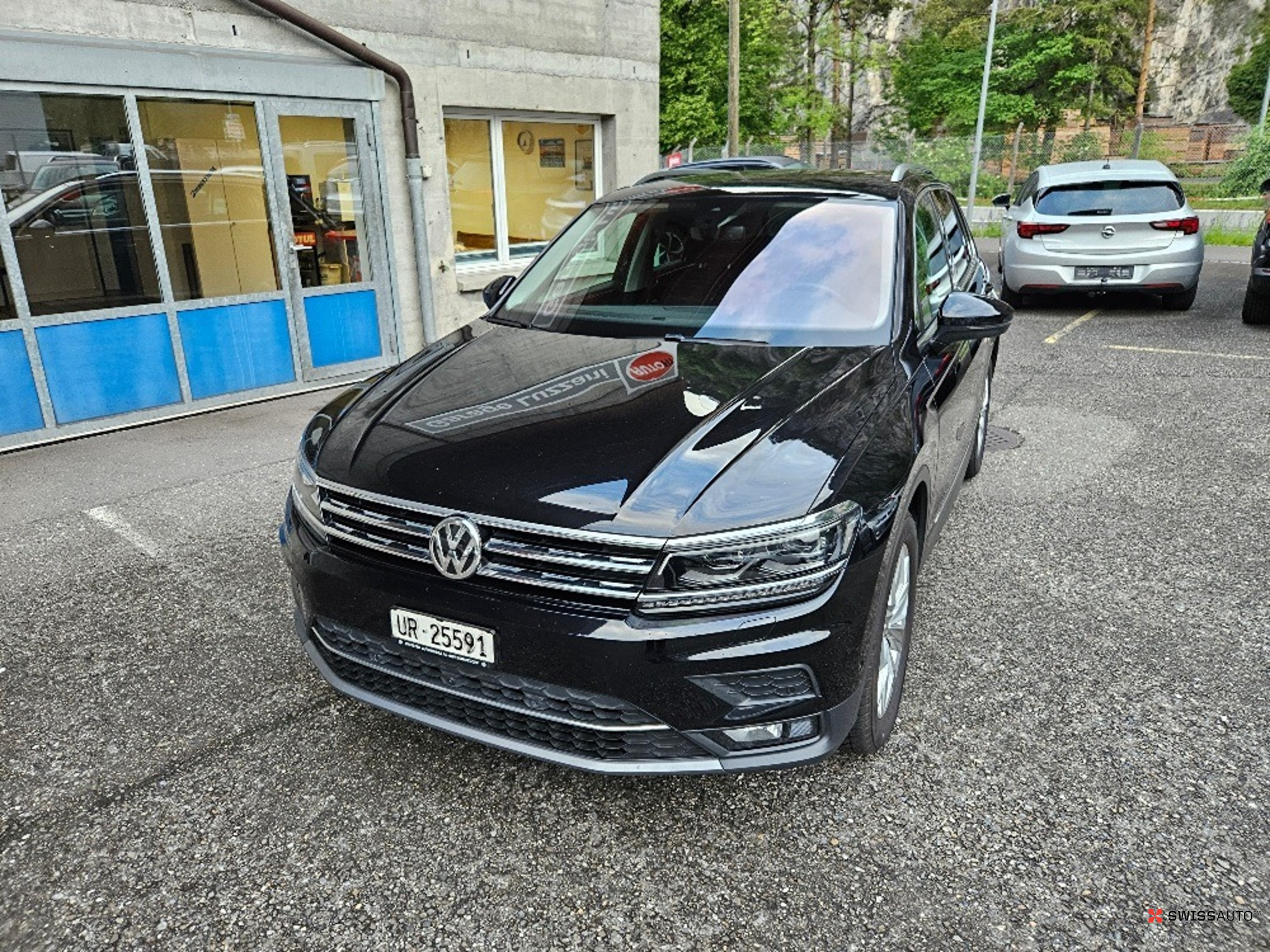 Auction Image