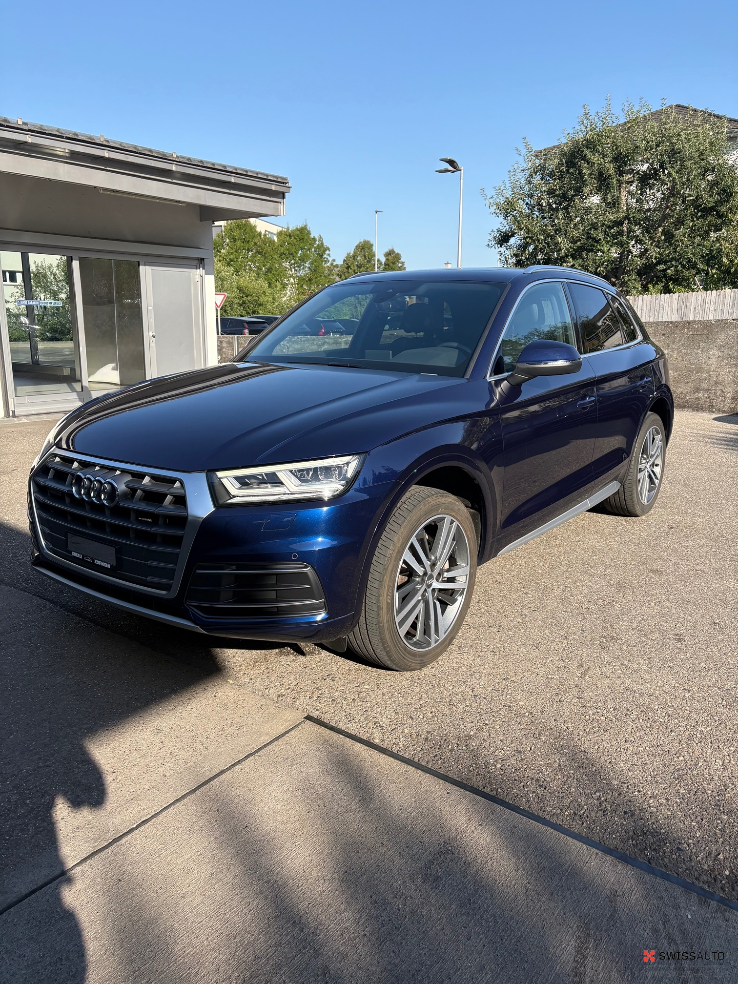 Auction Image