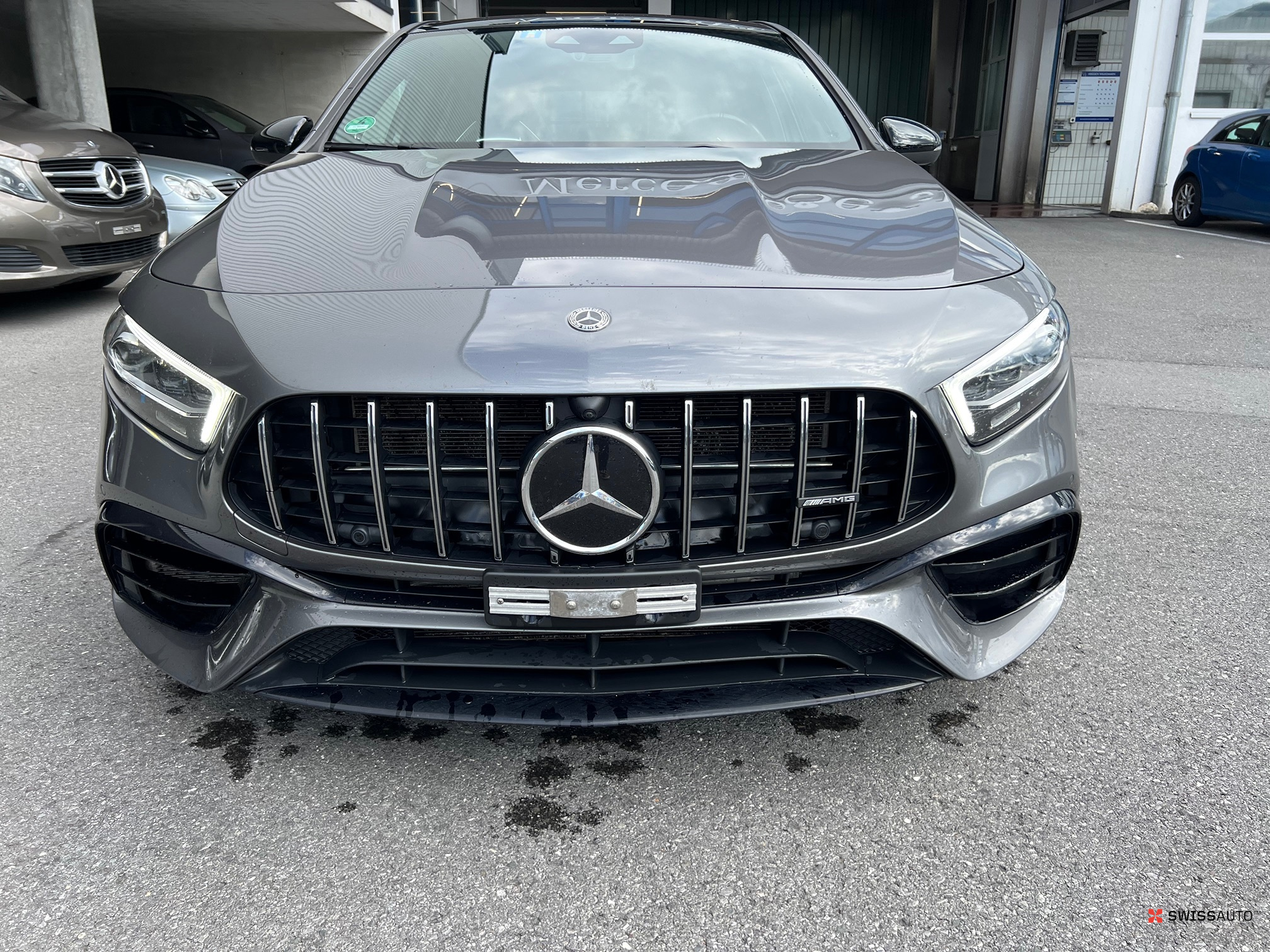 Auction Image