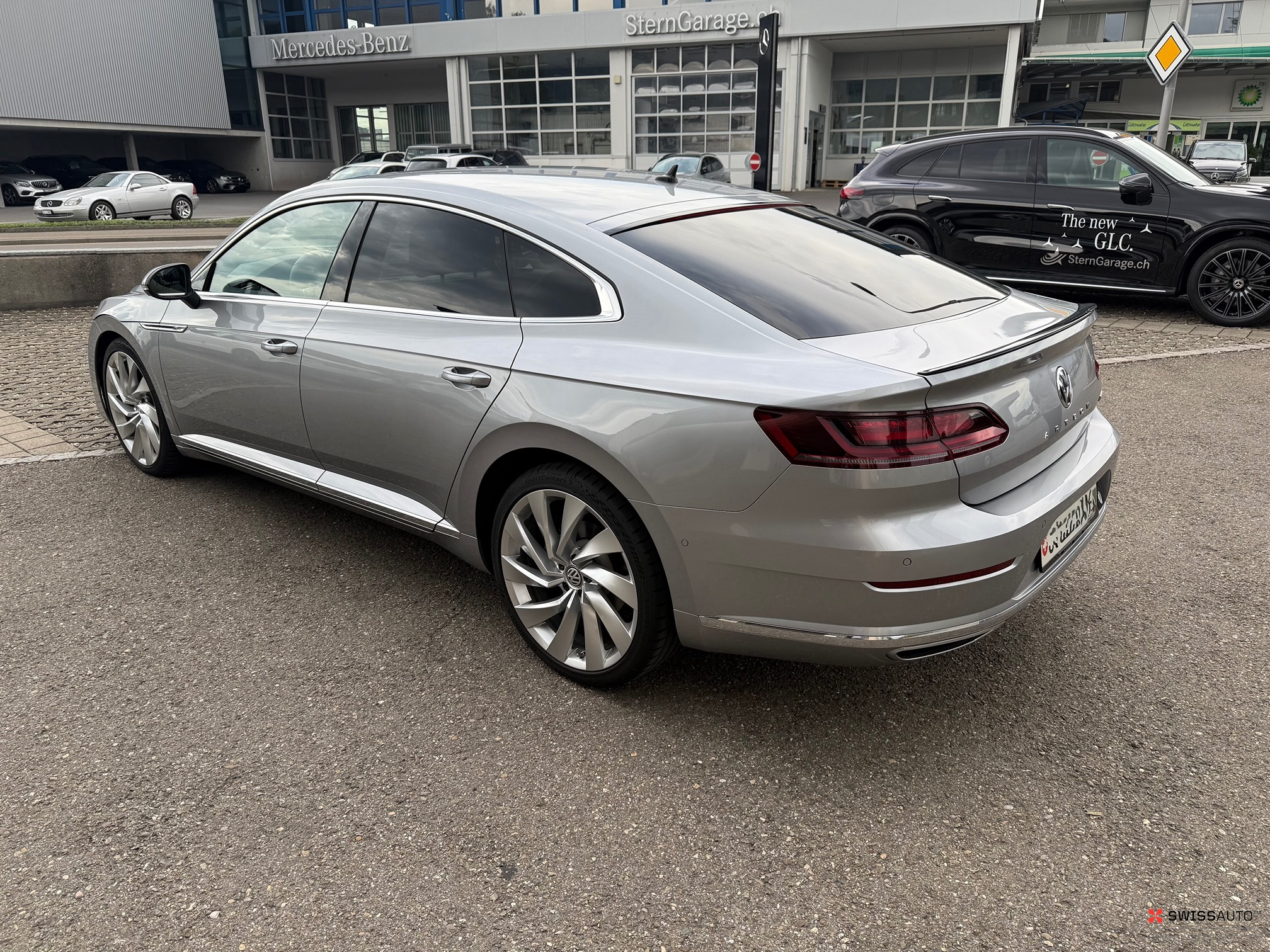 Auction Image