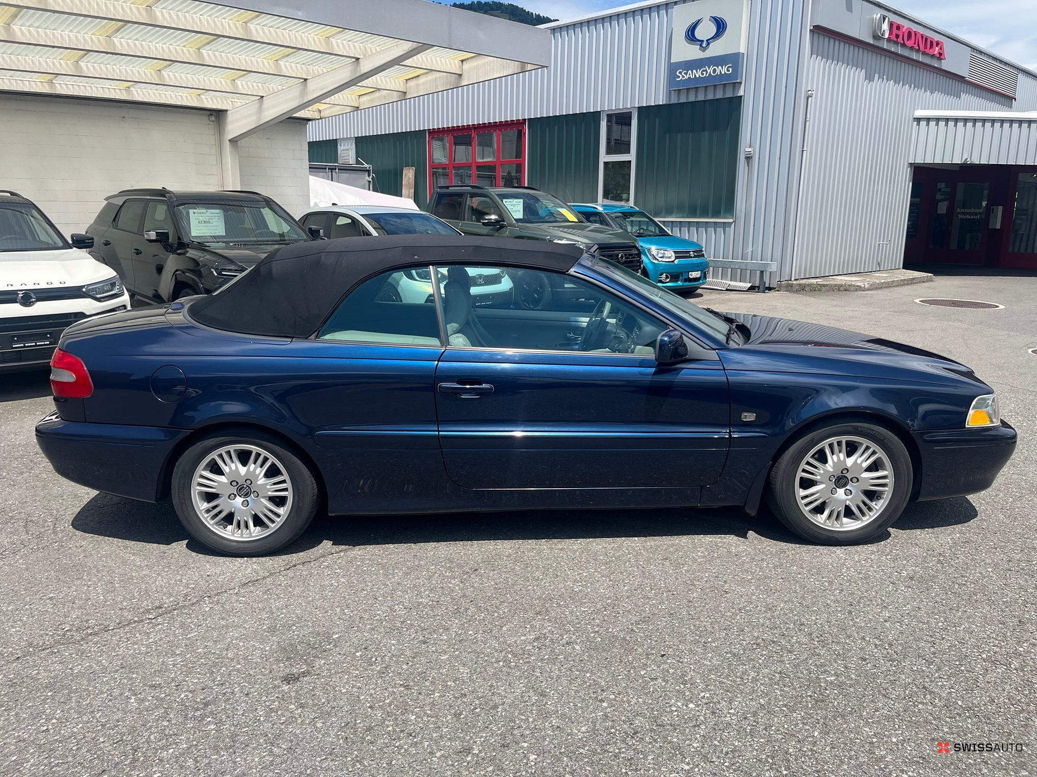 Auction Image