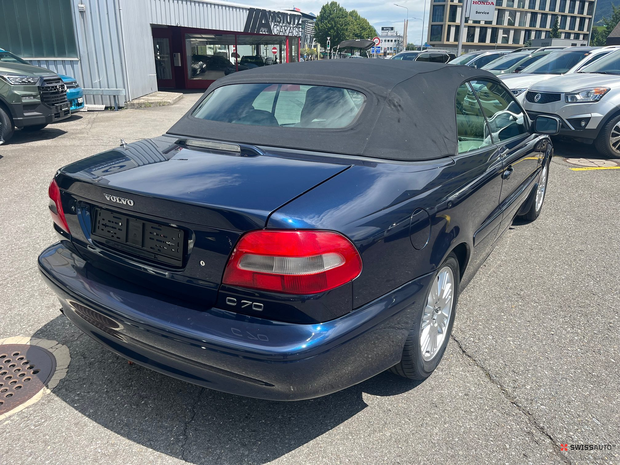 Auction Image