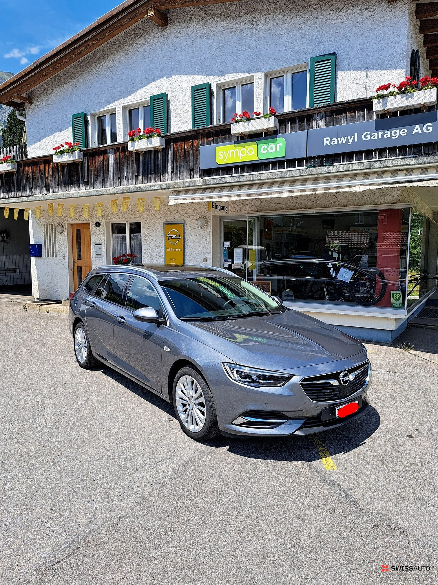 Auction Image