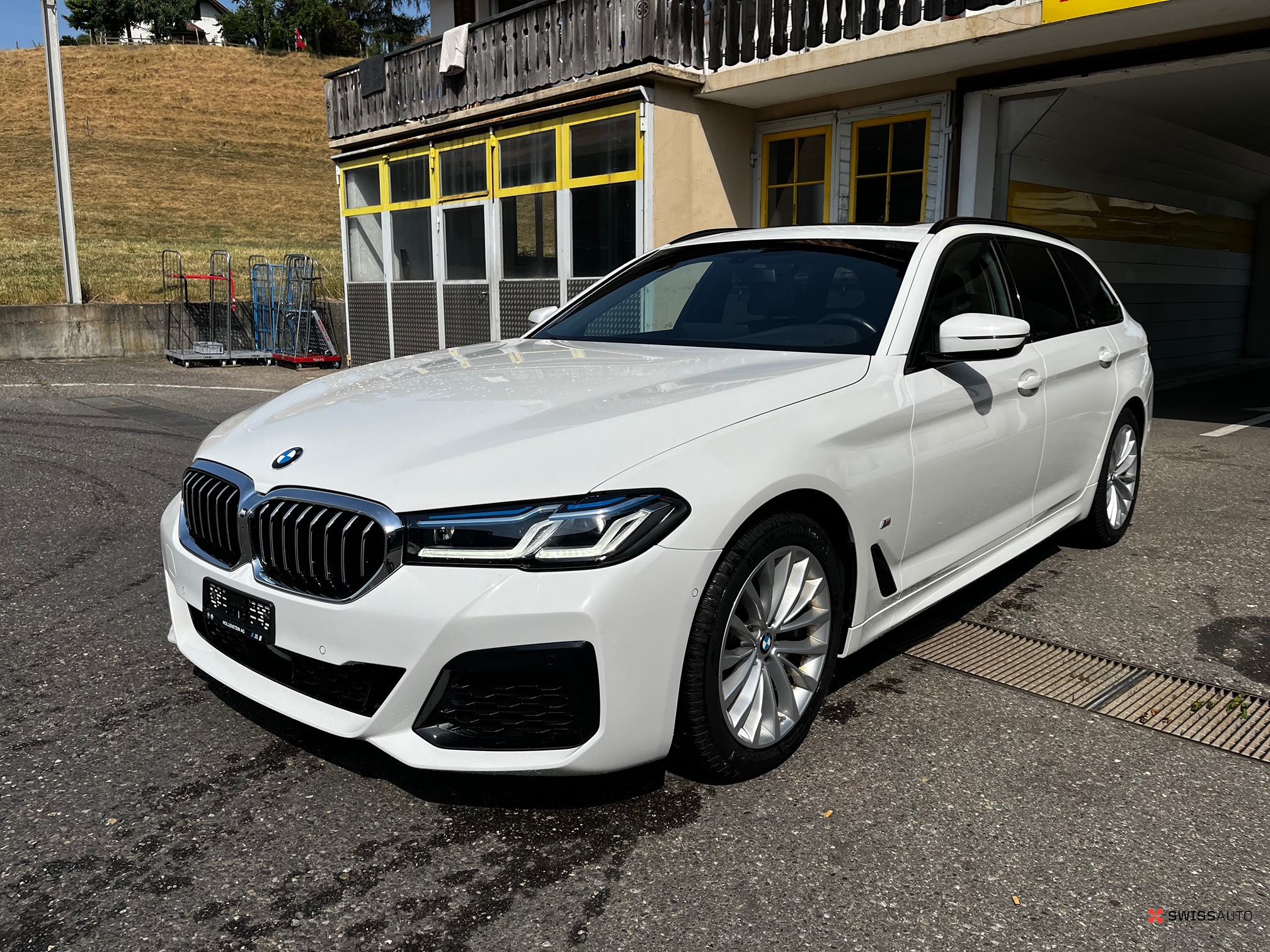 Auction Image
