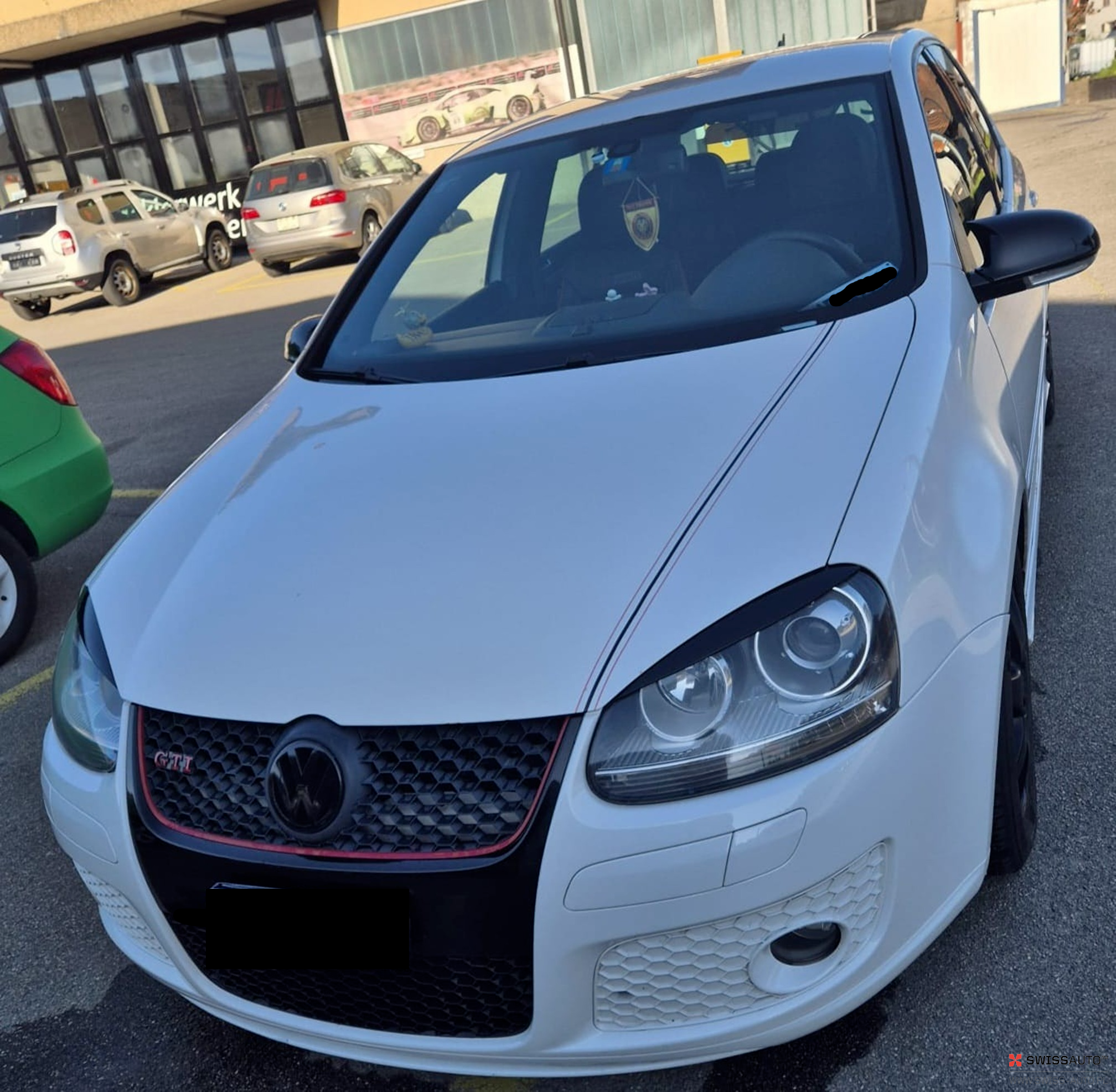 Auction Image