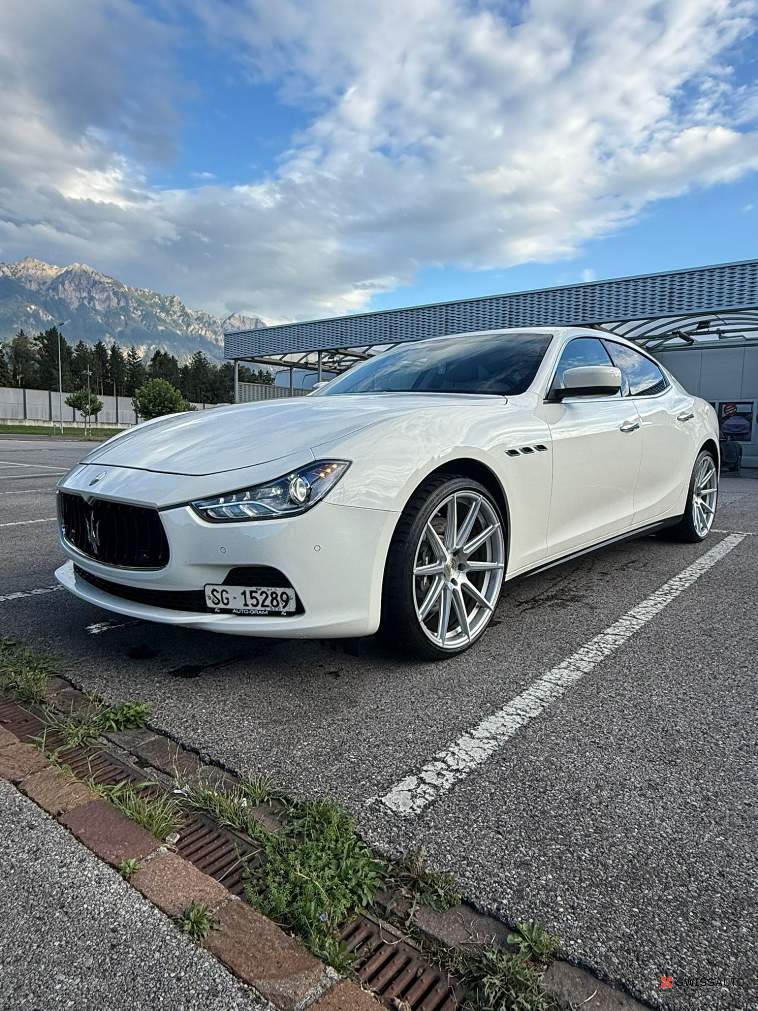 Auction Image