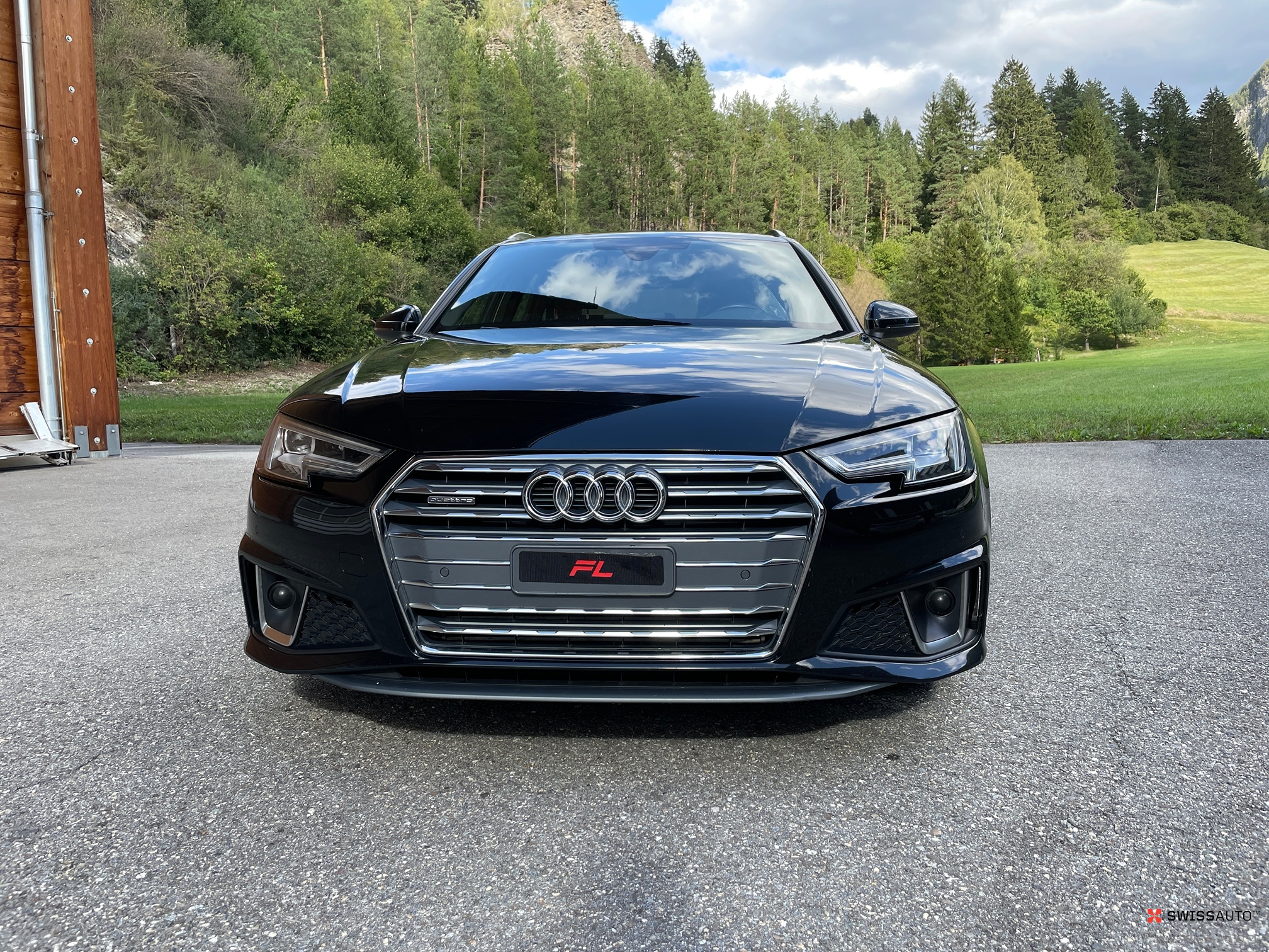 Auction Image