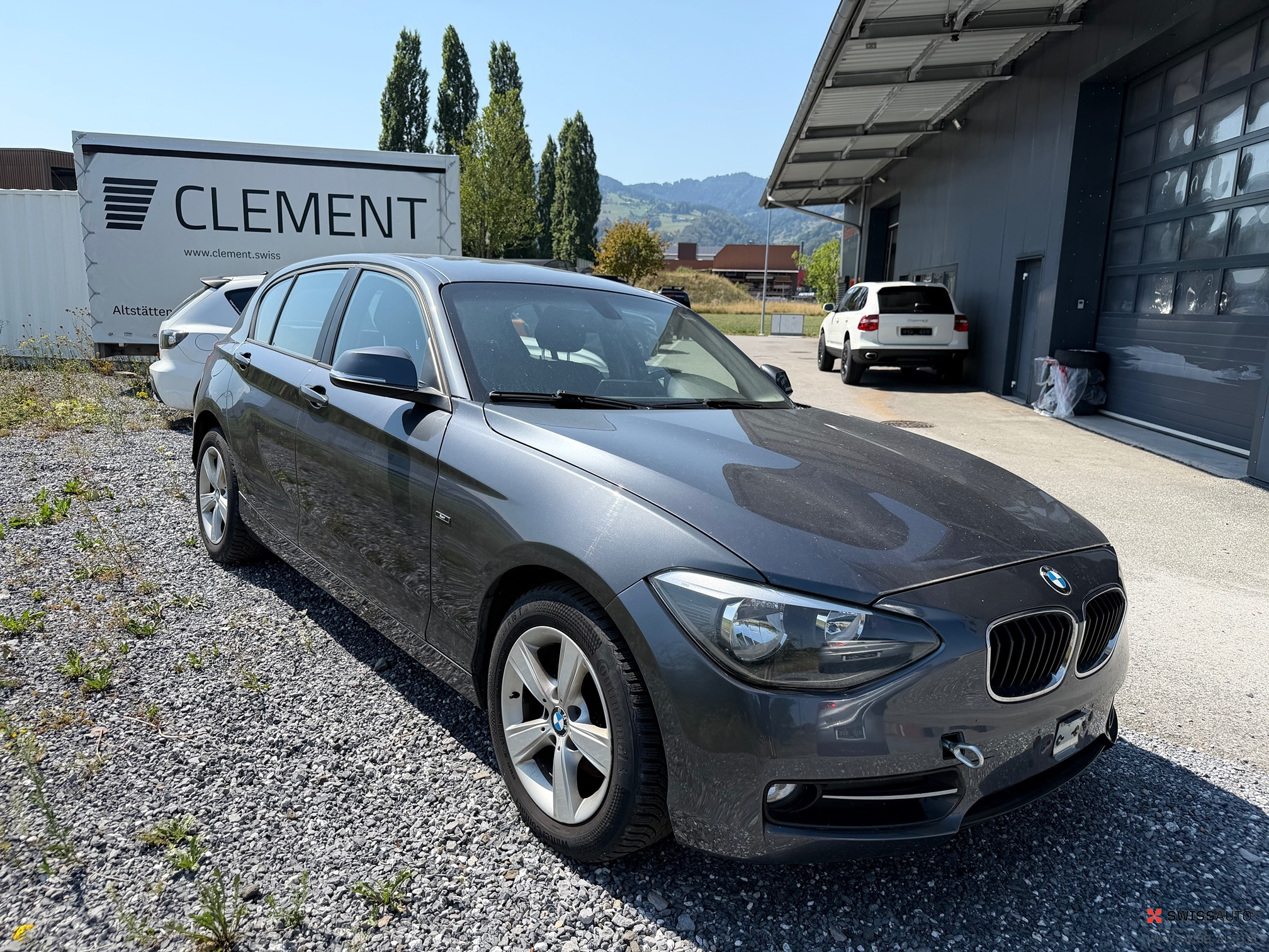 Auction Image