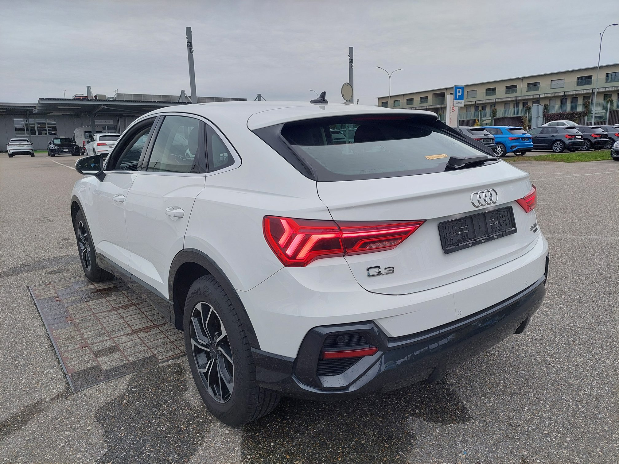 Auction Image