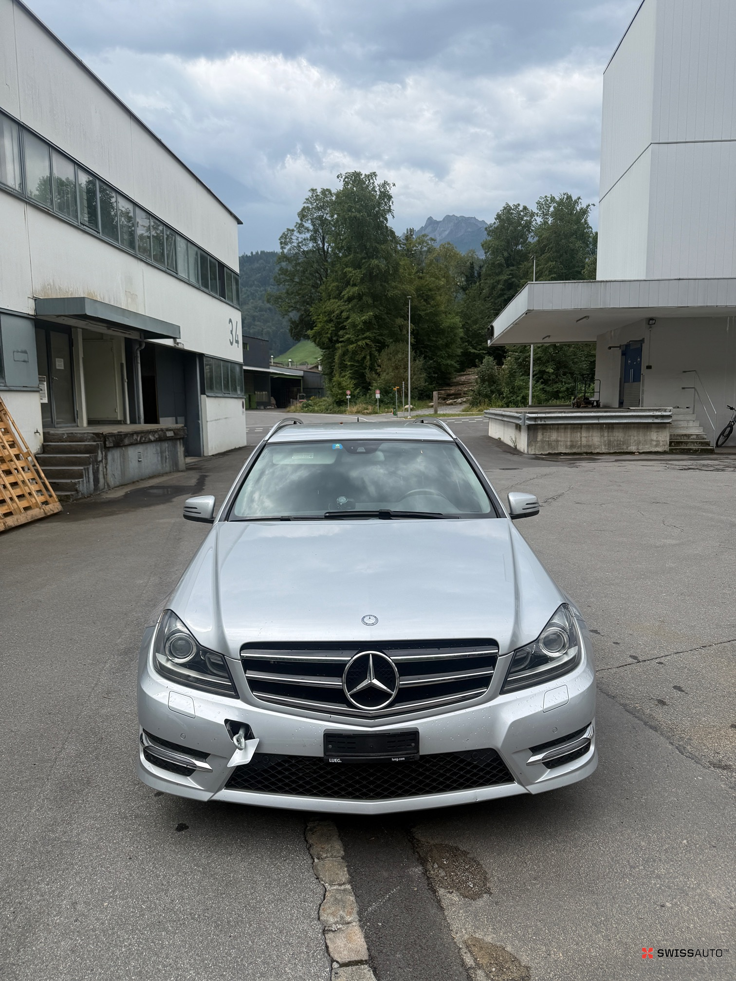 Auction Image
