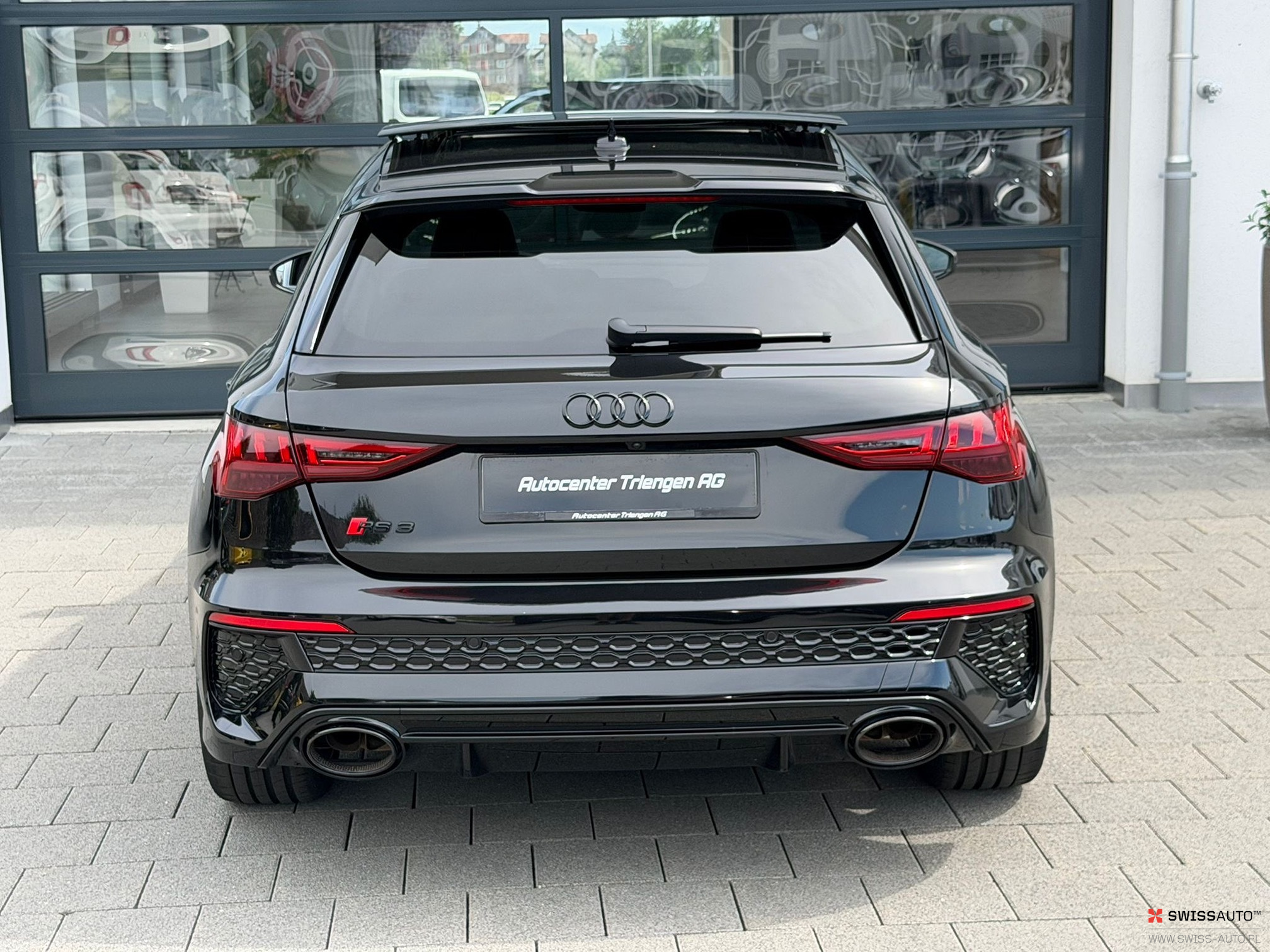 Auction Image