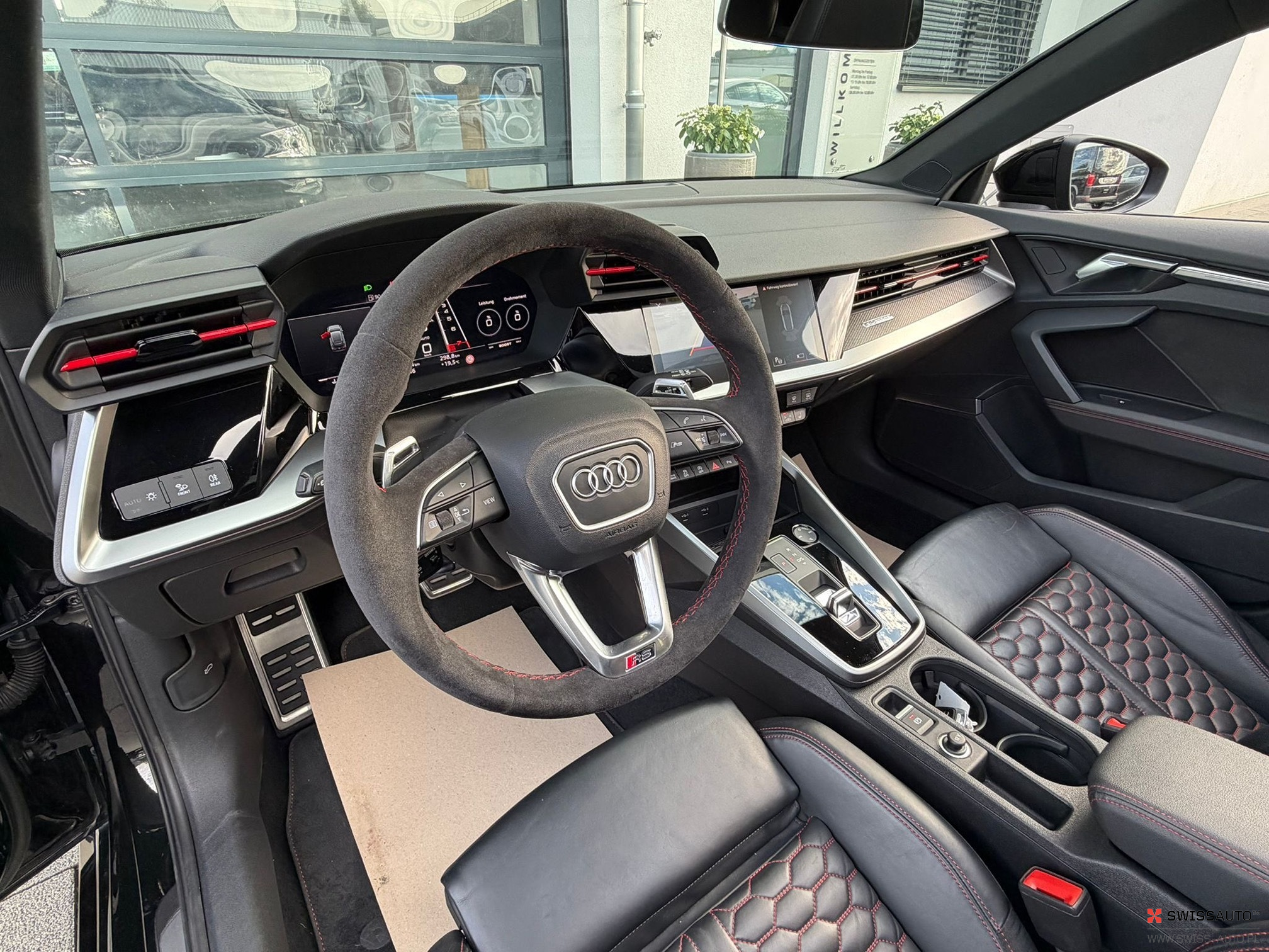 Auction Image