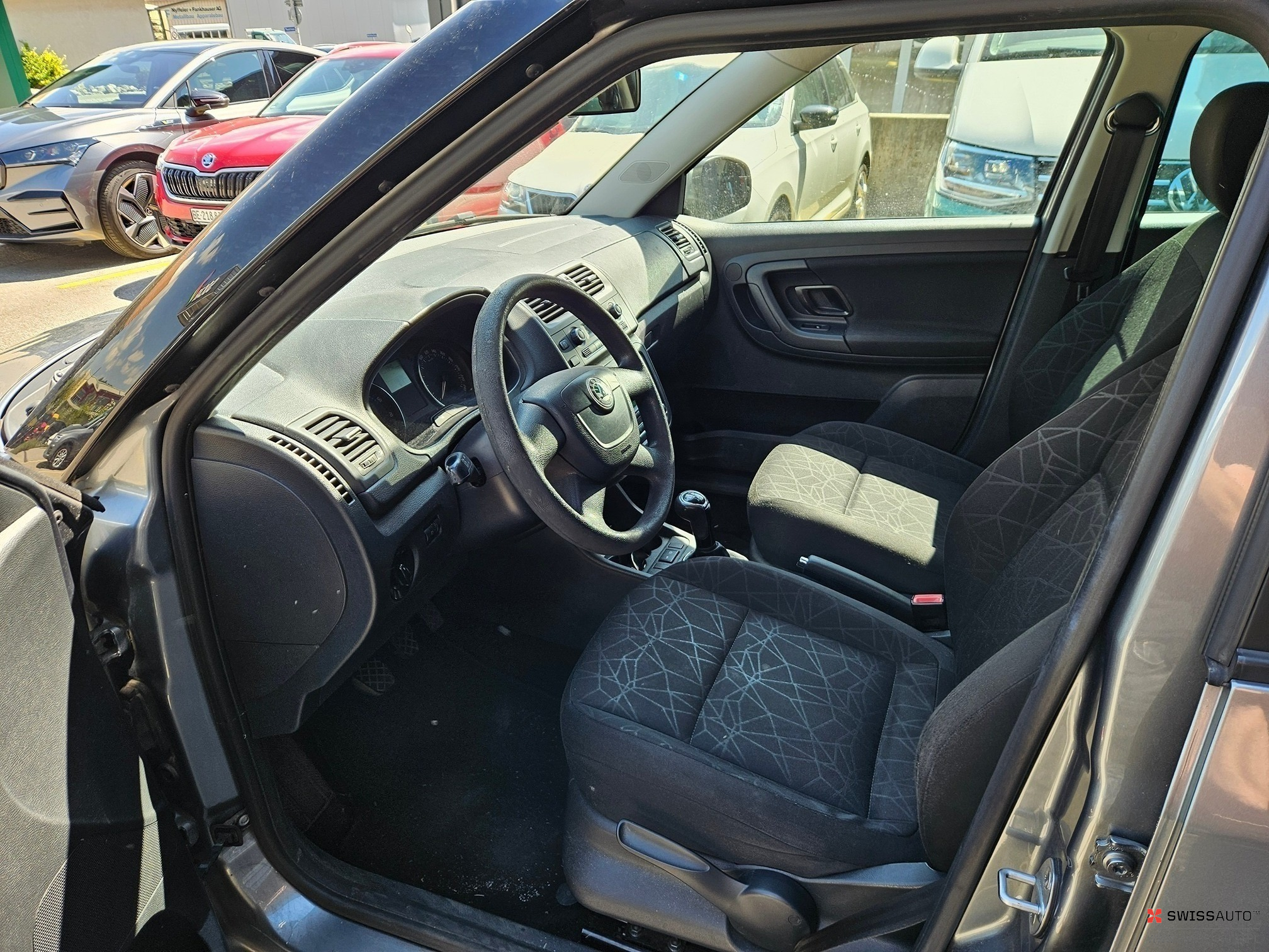 Auction Image