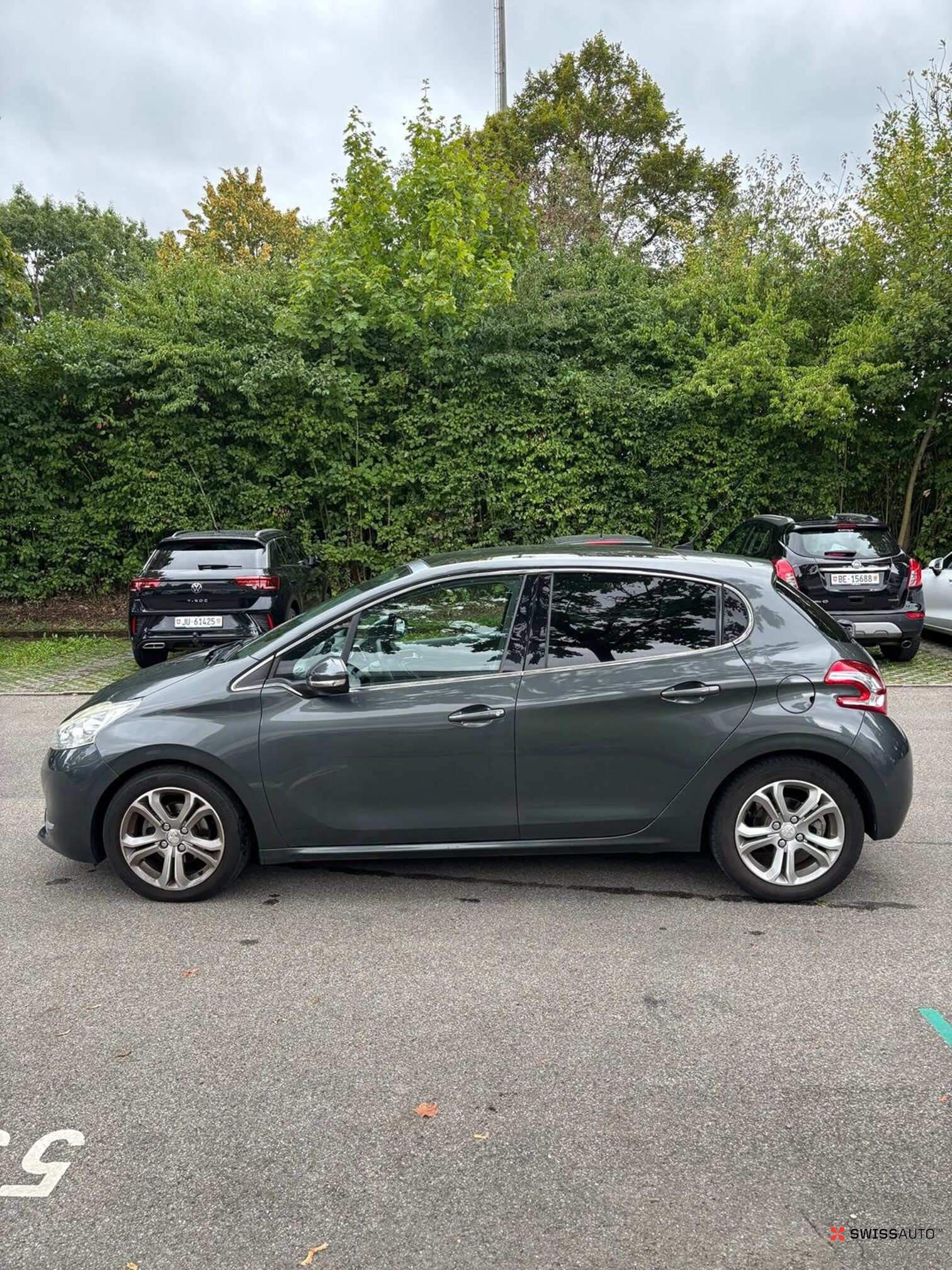 Auction Image