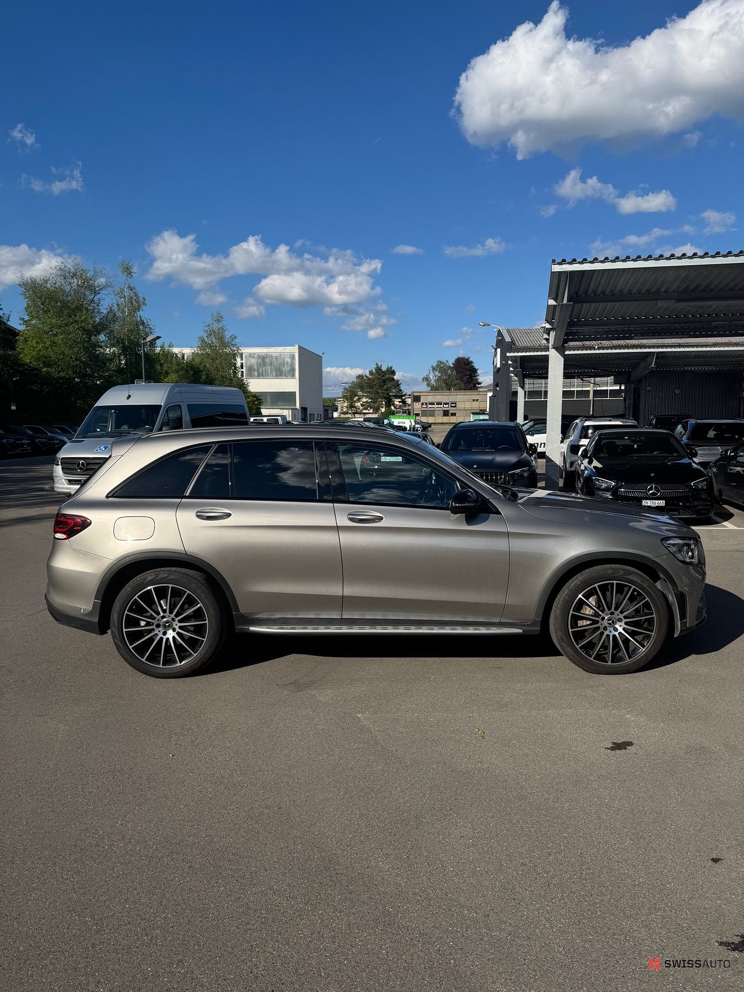 Auction Image