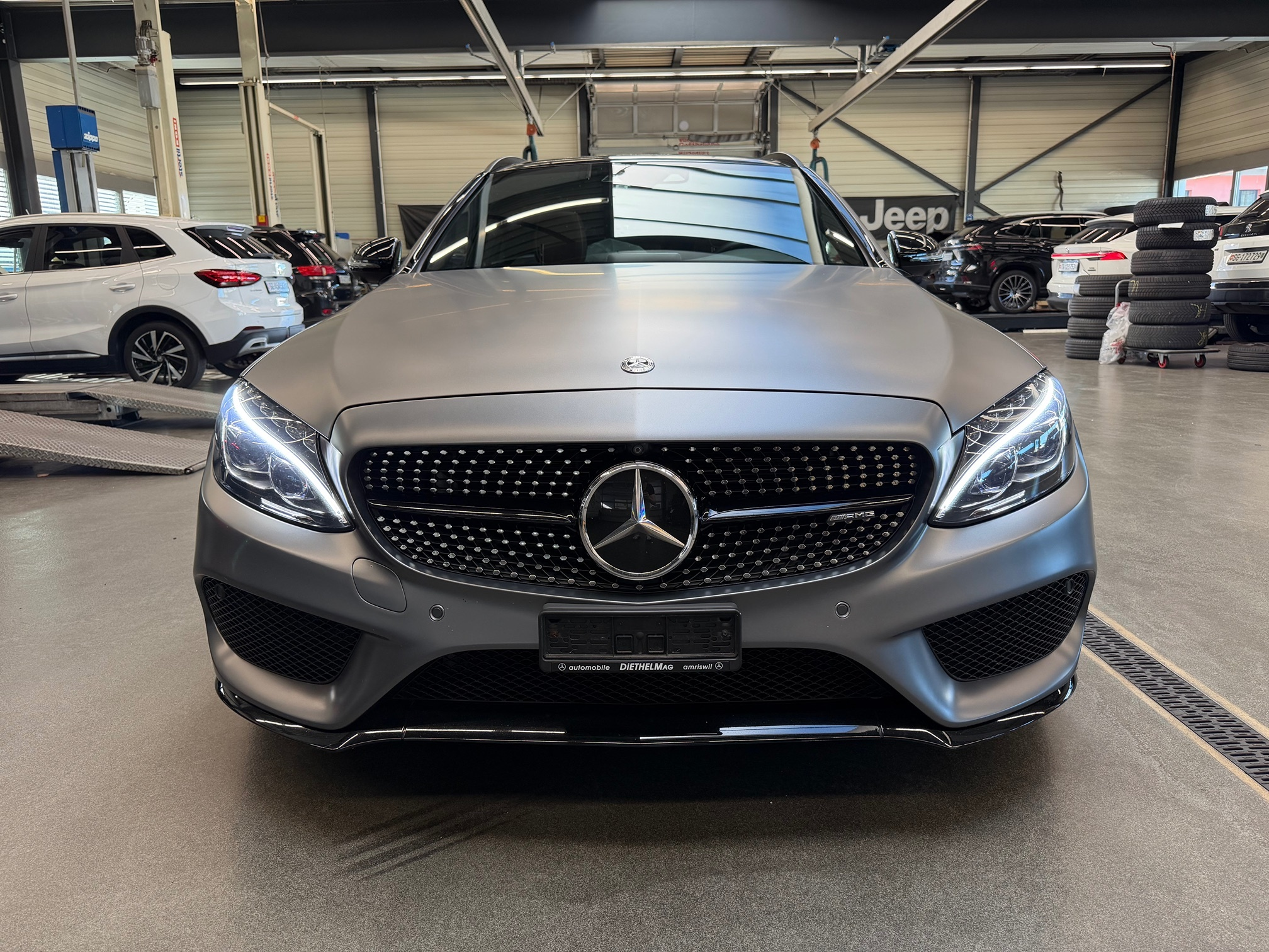 Auction Image