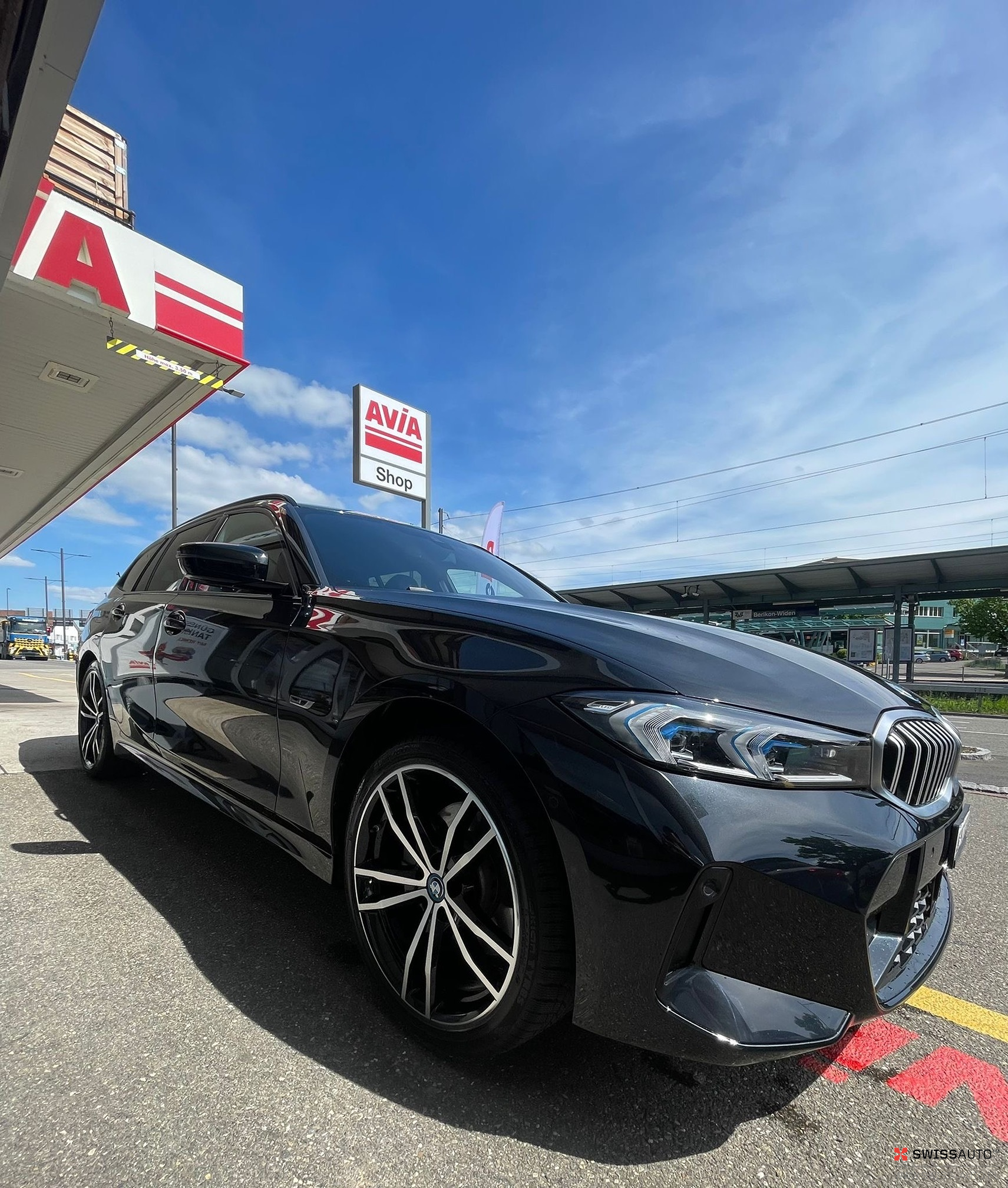Auction Image