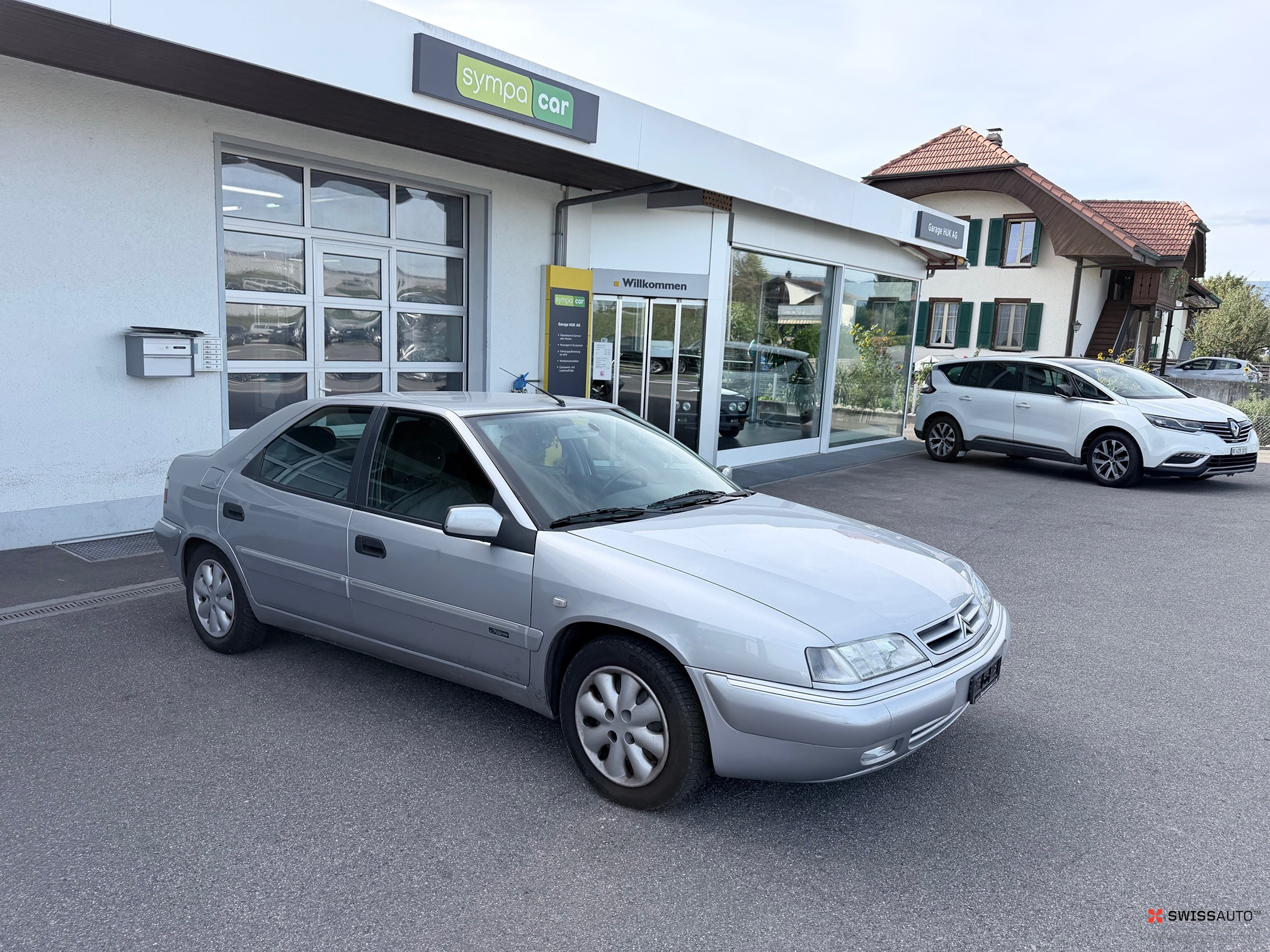Auction Image
